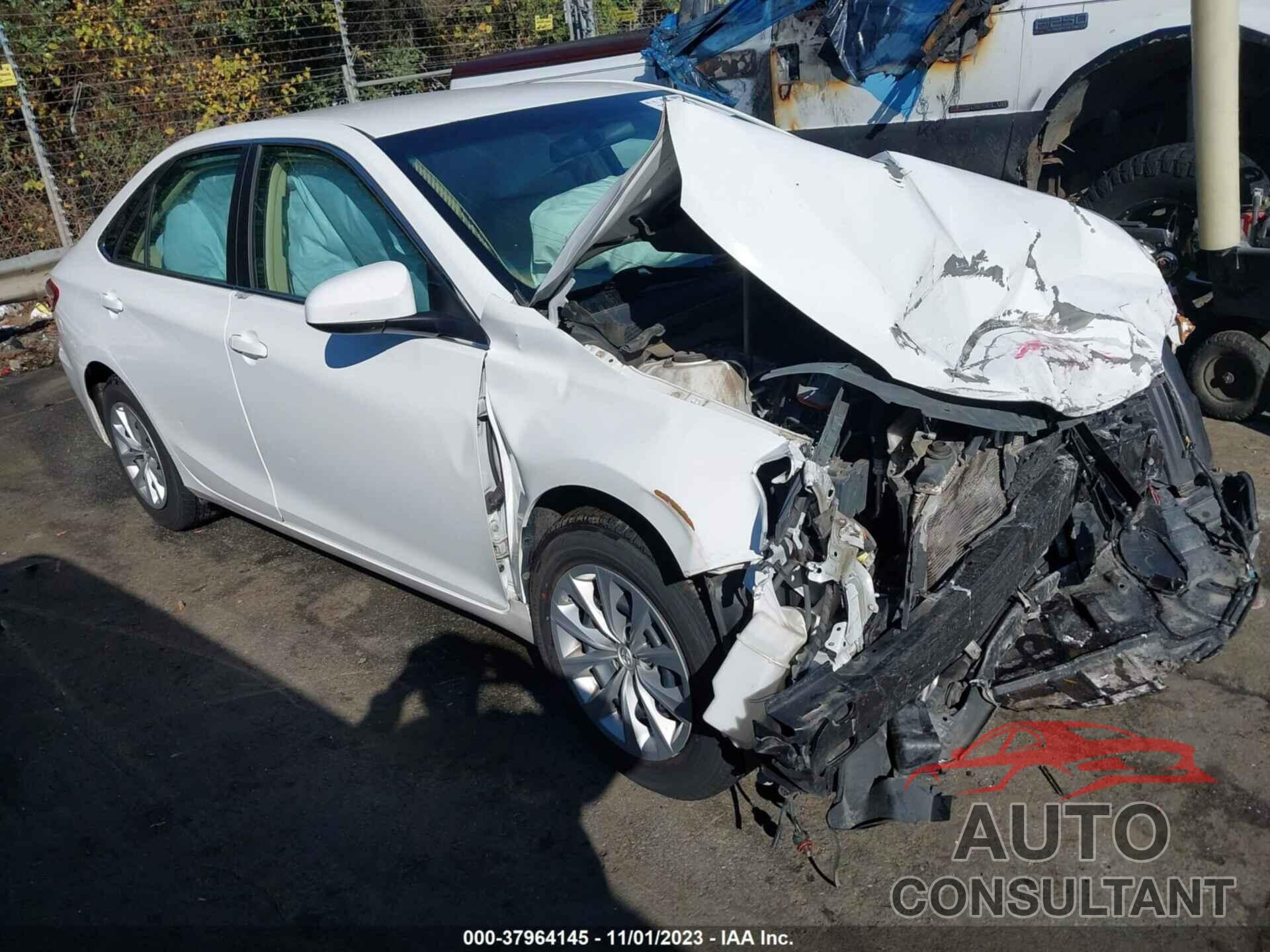 TOYOTA CAMRY 2016 - 4T4BF1FK8GR548869