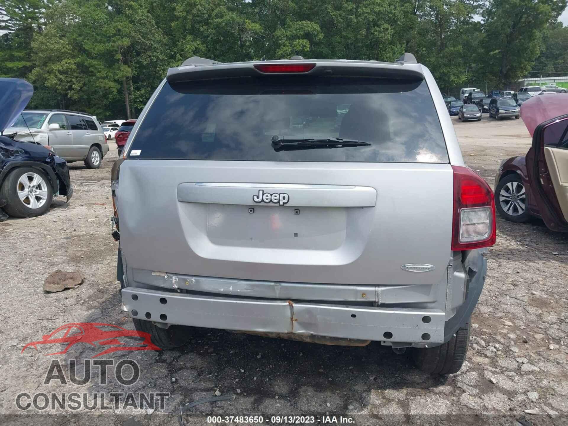 JEEP COMPASS 2016 - 1C4NJCEA3GD656010