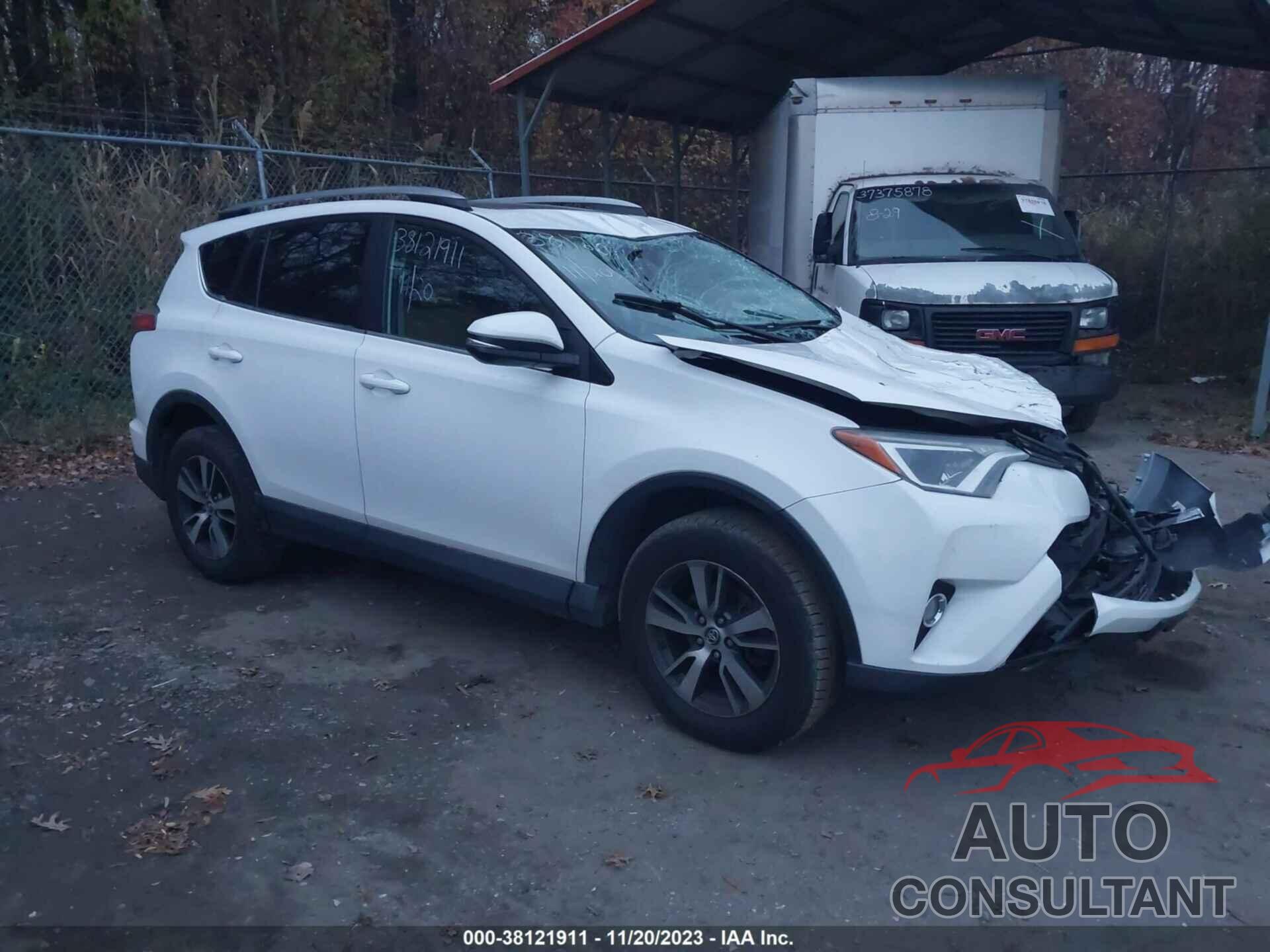 TOYOTA RAV4 2017 - 2T3RFREVXHW552191