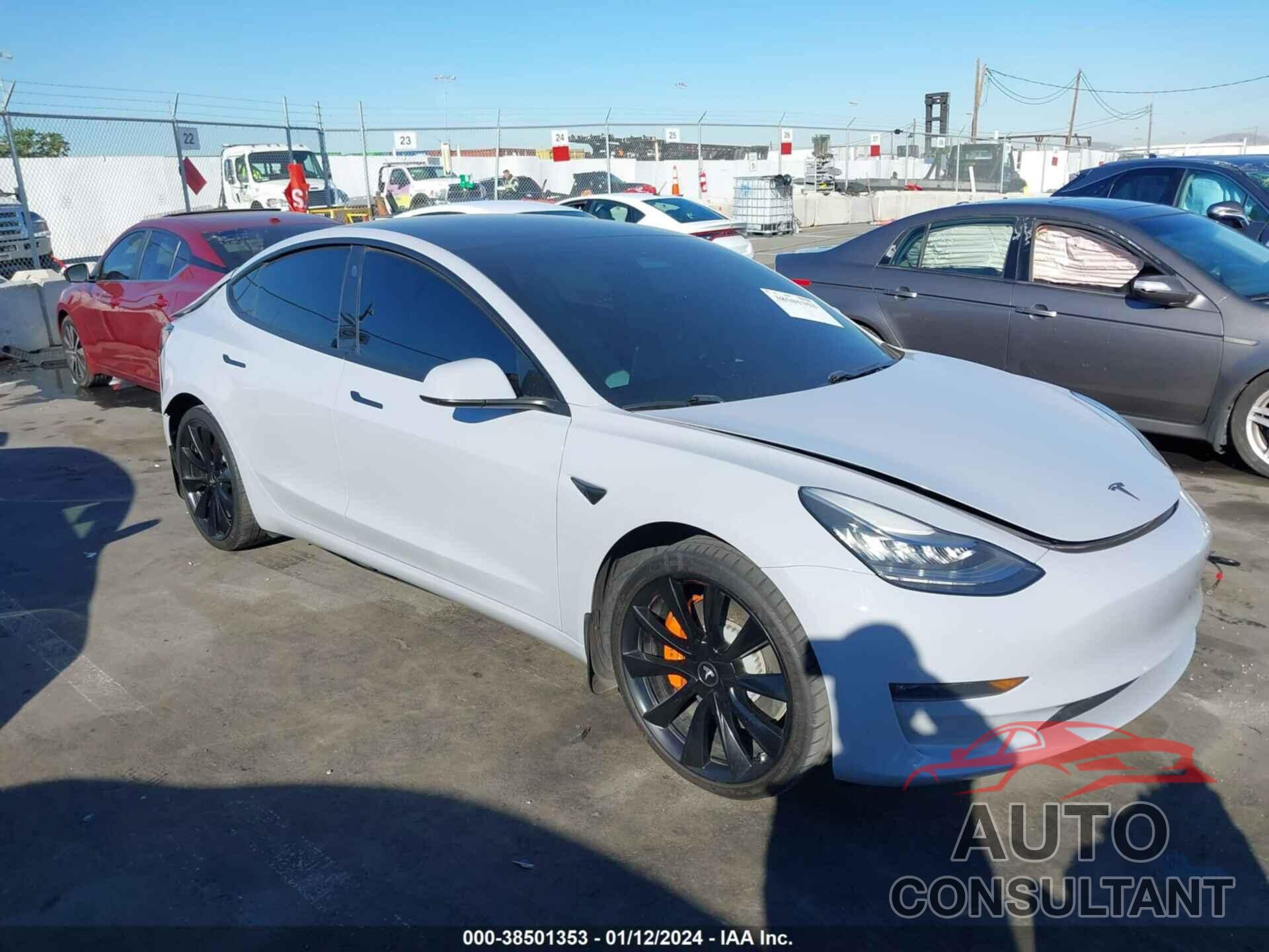 TESLA MODEL 3 2019 - 5YJ3E1EB4KF368149