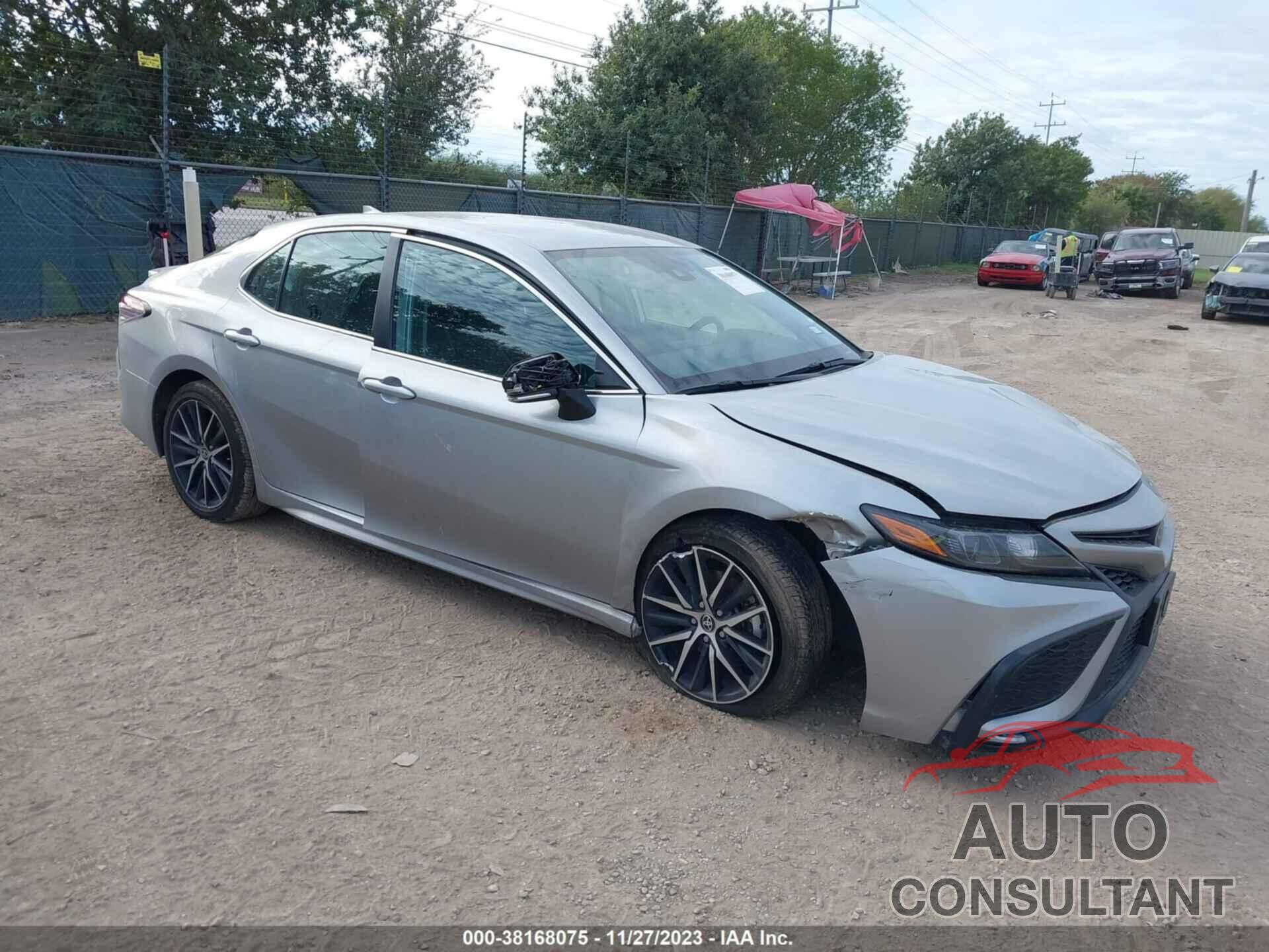 TOYOTA CAMRY 2023 - 4T1G11AK5PU083909