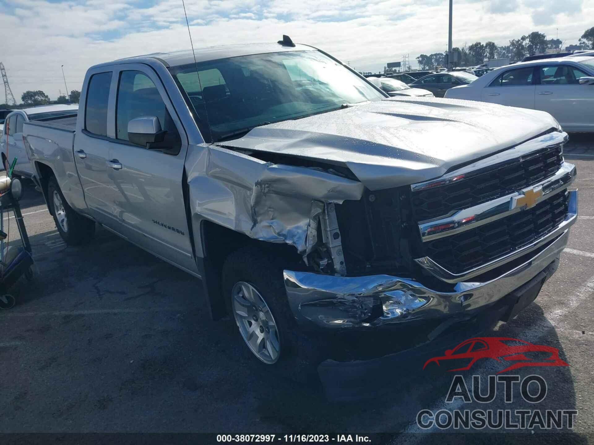 CHEVROLET SILVERADO 1500 2018 - 1GCVKRECXJZ110056