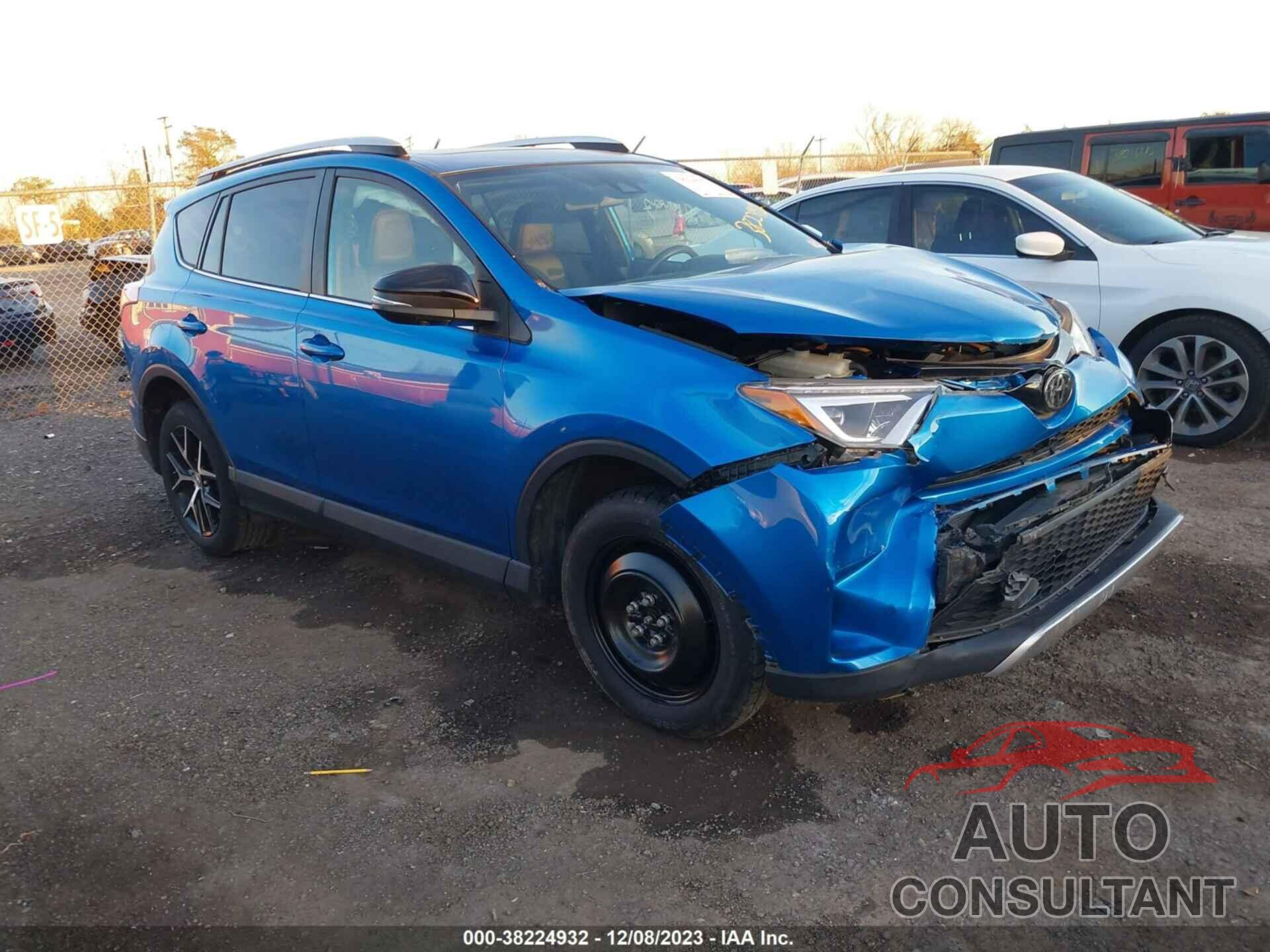 TOYOTA RAV4 2016 - JTMNFREV7GJ081256