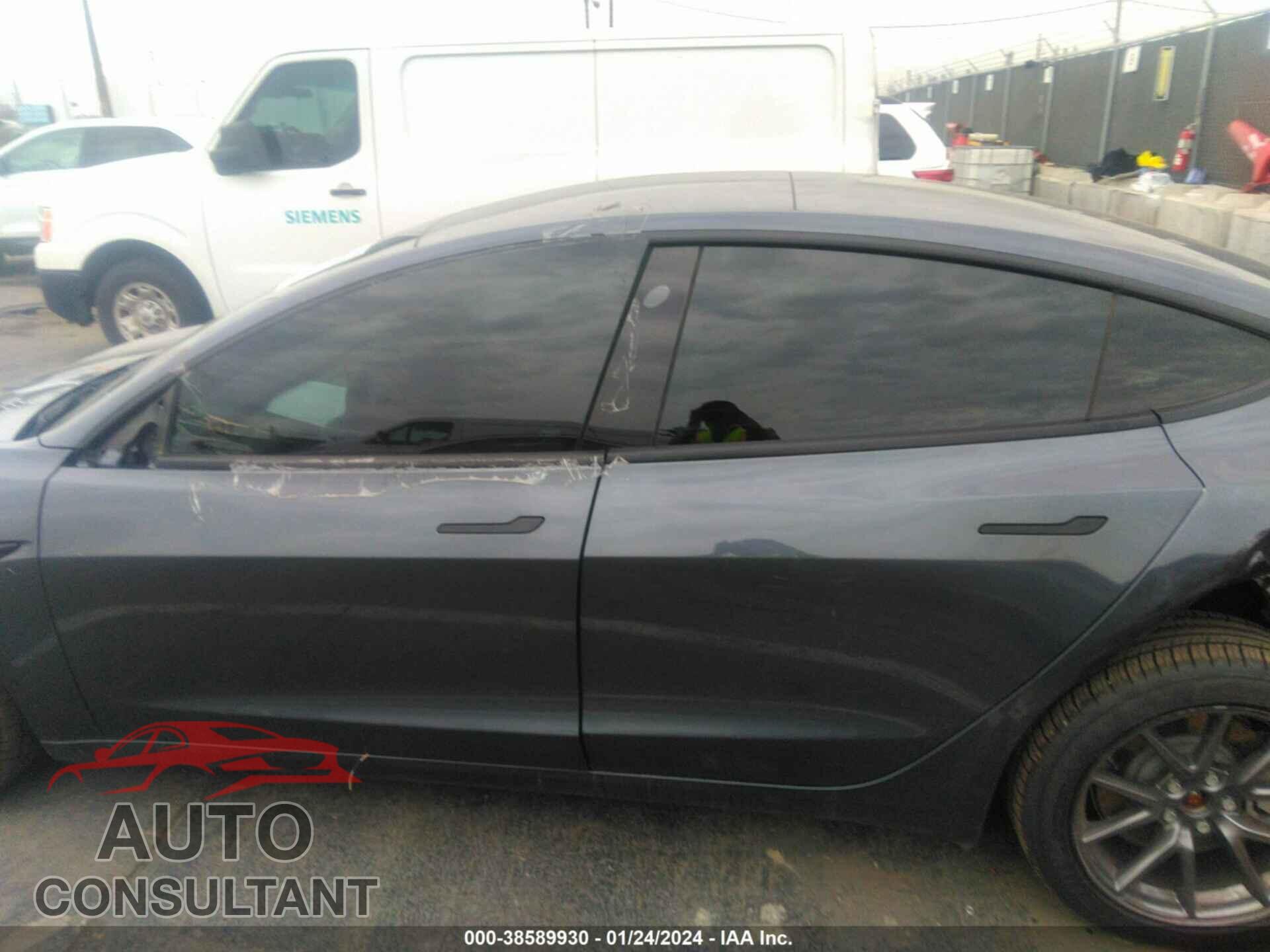 TESLA MODEL 3 2022 - 5YJ3E1EA5NF239316