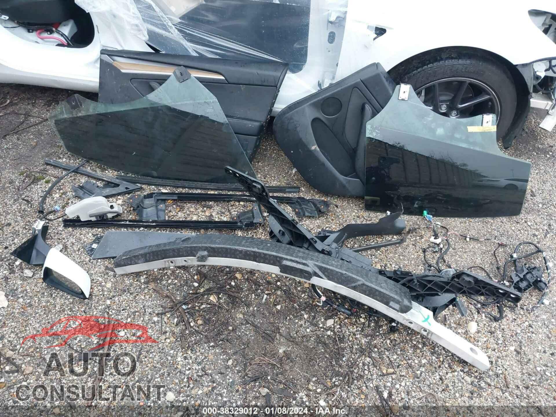 TESLA MODEL 3 2021 - 5YJ3E1EA5MF017566