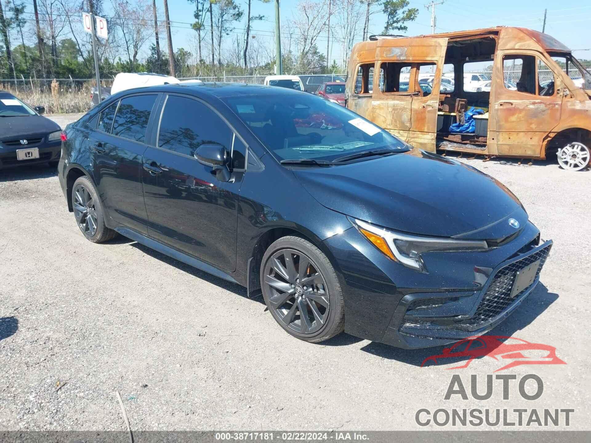 TOYOTA COROLLA 2023 - JTDBCMFE3PJ000802