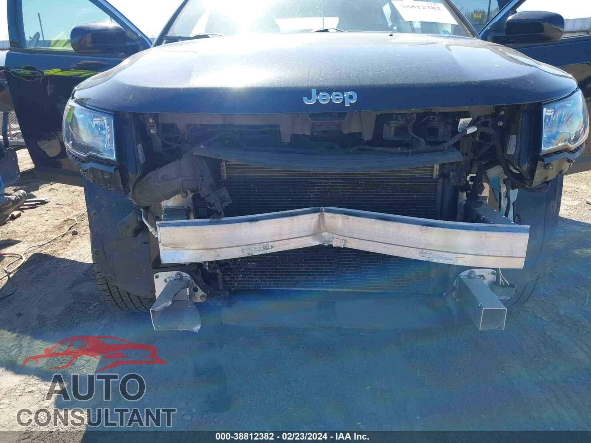 JEEP COMPASS 2019 - 3C4NJCBB2KT655009