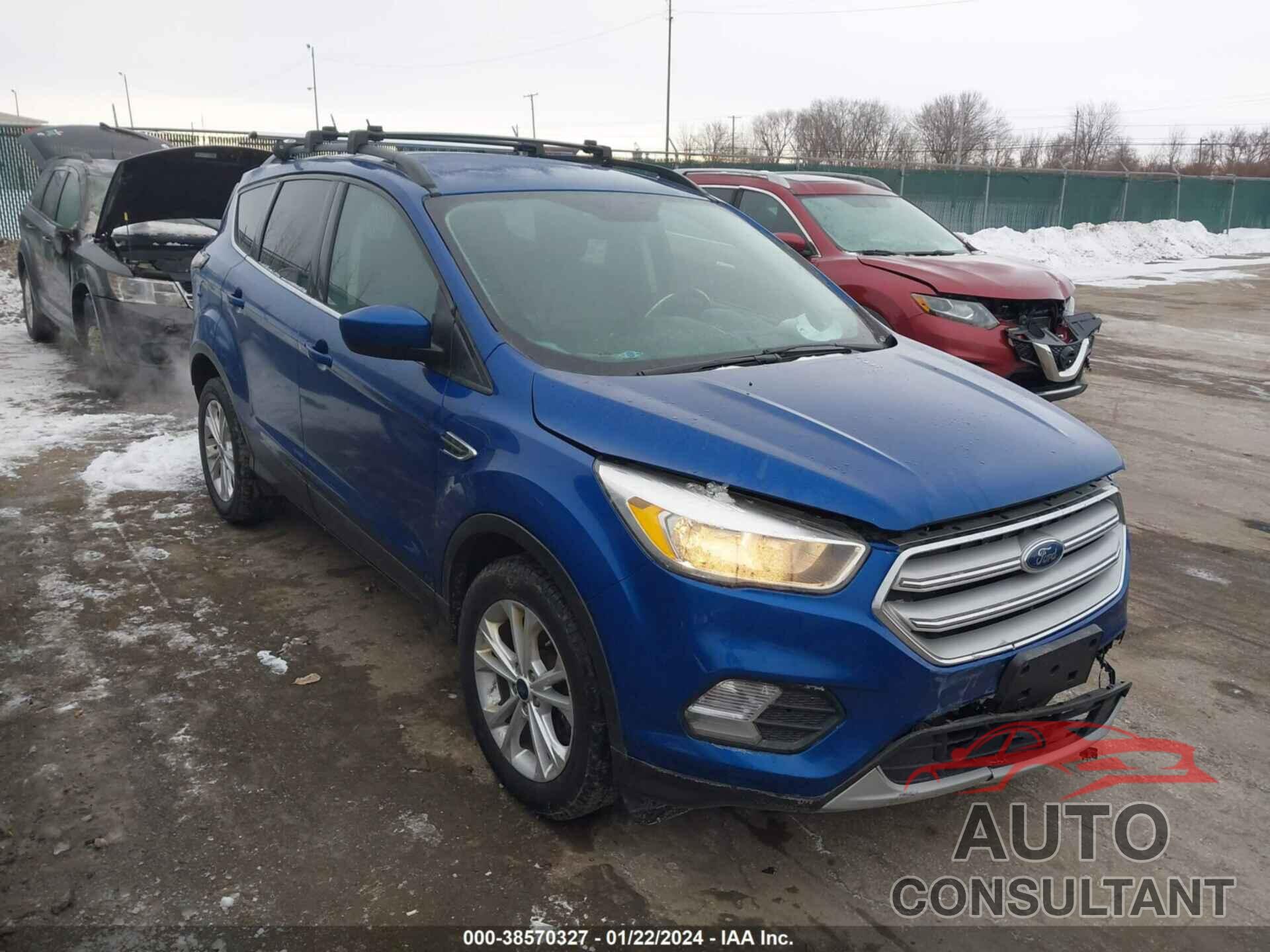 FORD ESCAPE 2018 - 1FMCU9GD0JUB07456