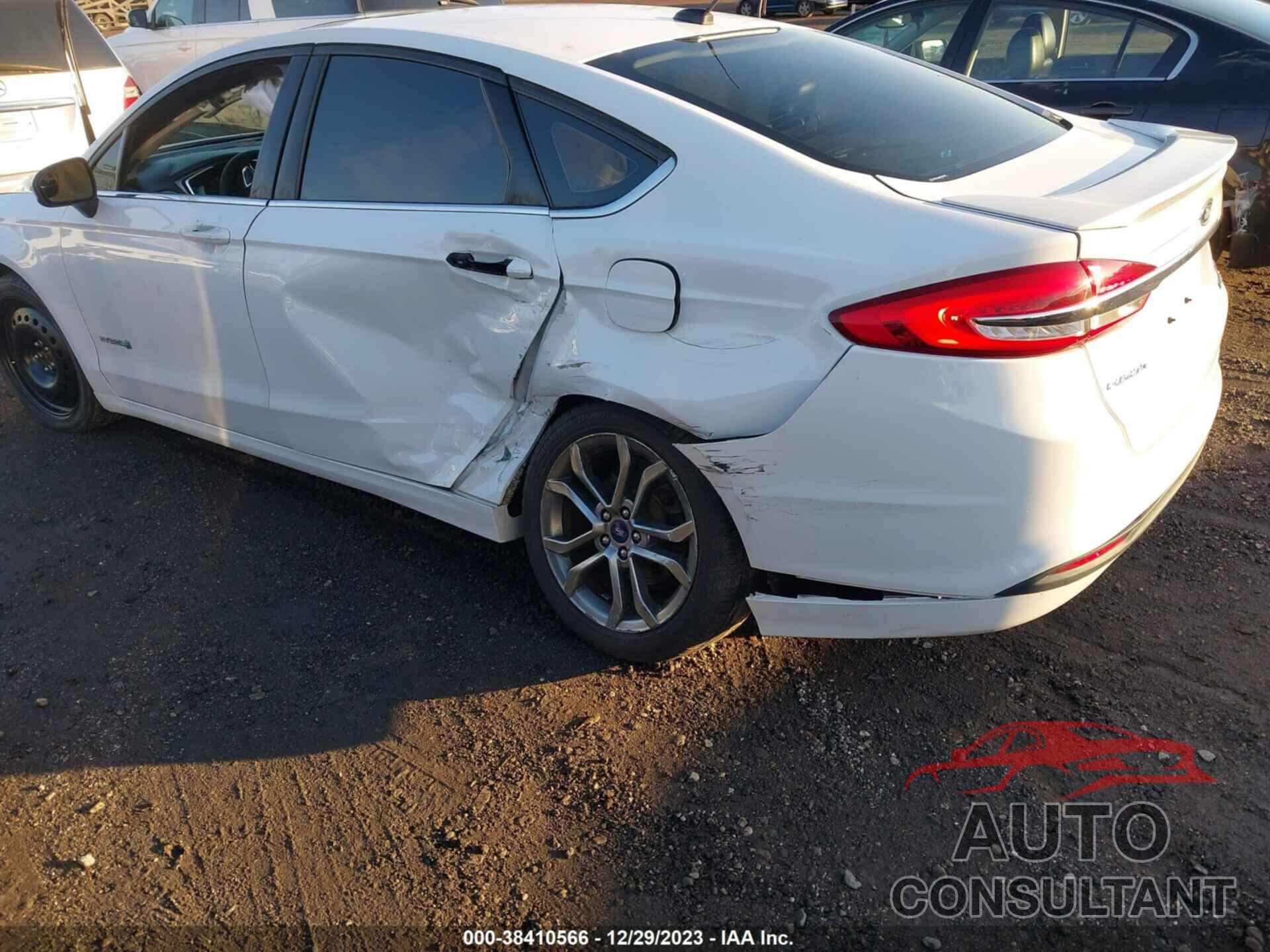 FORD FUSION HYBRID 2017 - 3FA6P0LU4HR374536