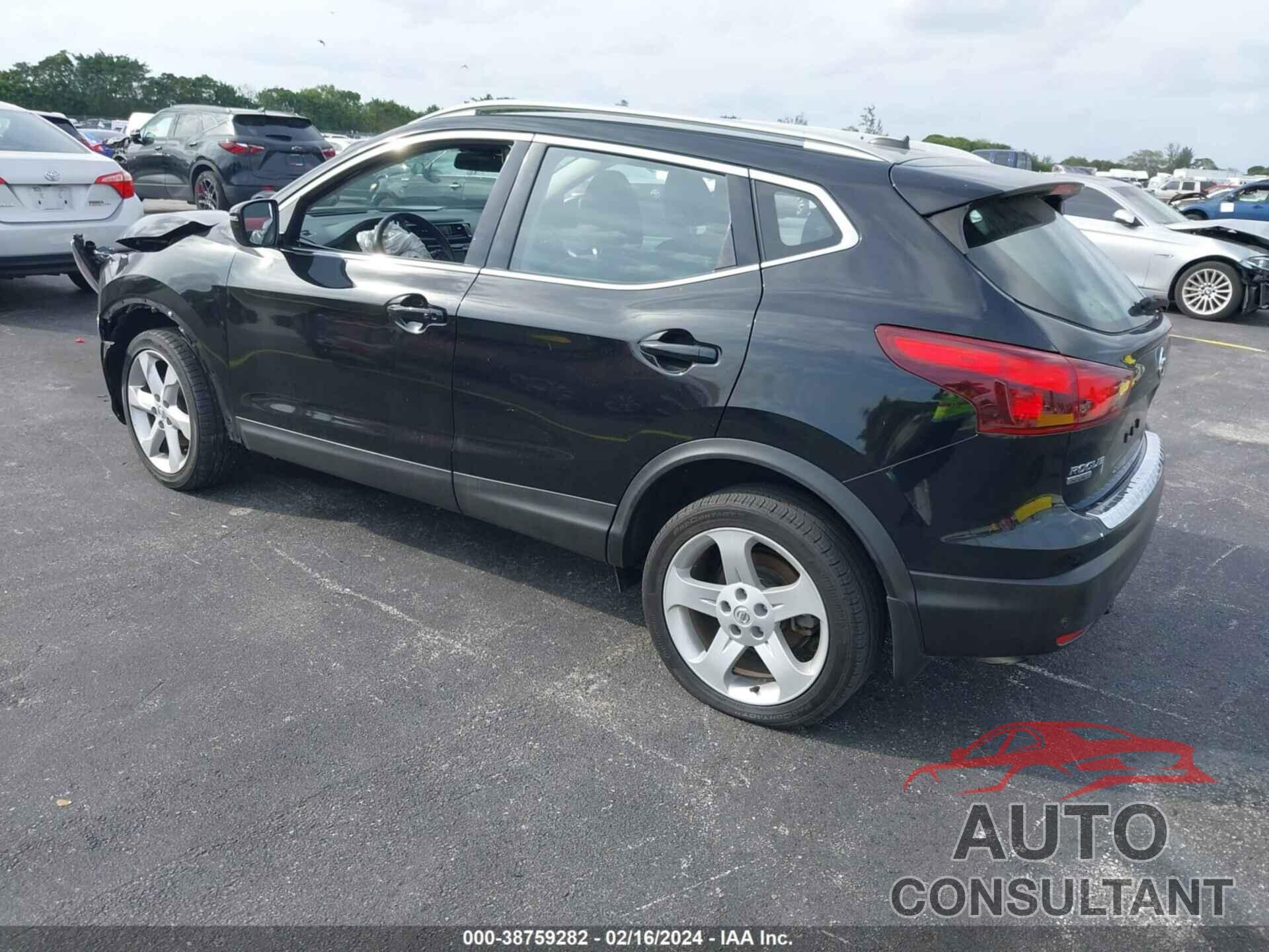 NISSAN ROGUE SPORT 2019 - JN1BJ1CR2KW627694