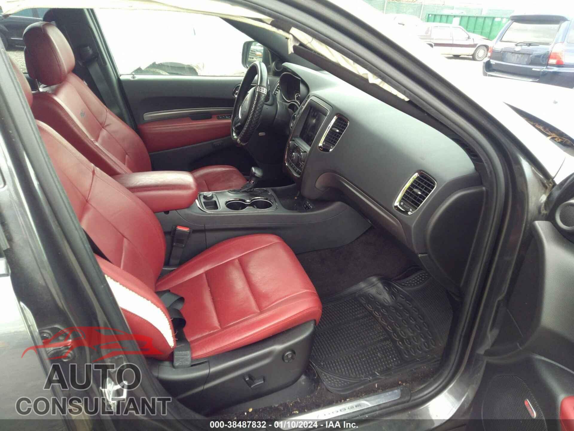 DODGE DURANGO 2018 - 1C4SDJCT1JC219509