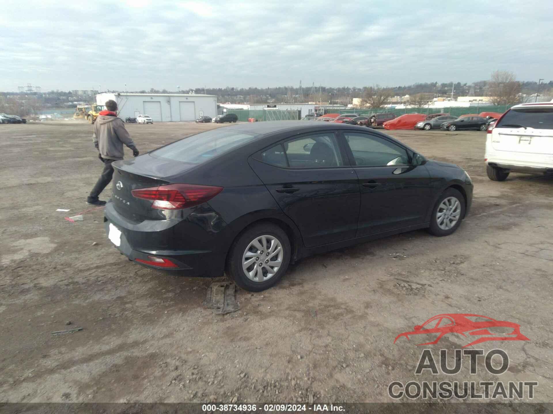 HYUNDAI ELANTRA 2020 - 5NPD74LF4LH618868