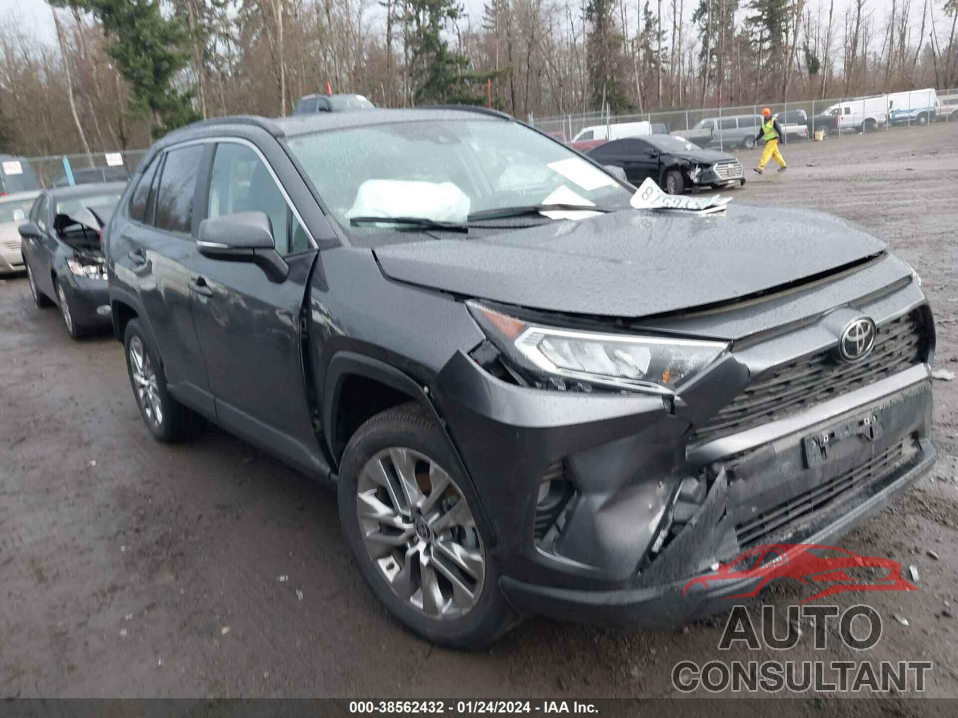 TOYOTA RAV4 2021 - 2T3A1RFV2MC177208