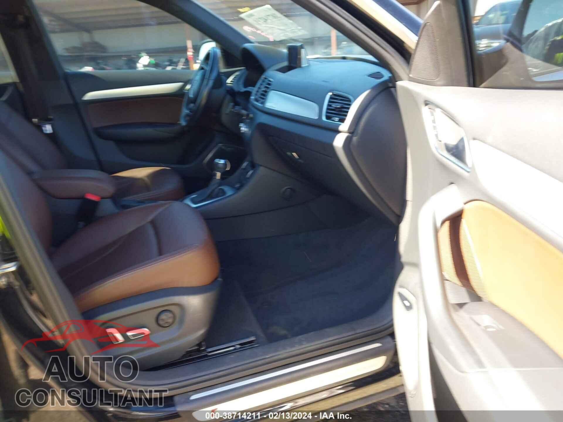 AUDI Q3 2016 - WA1GFCFS6GR024729