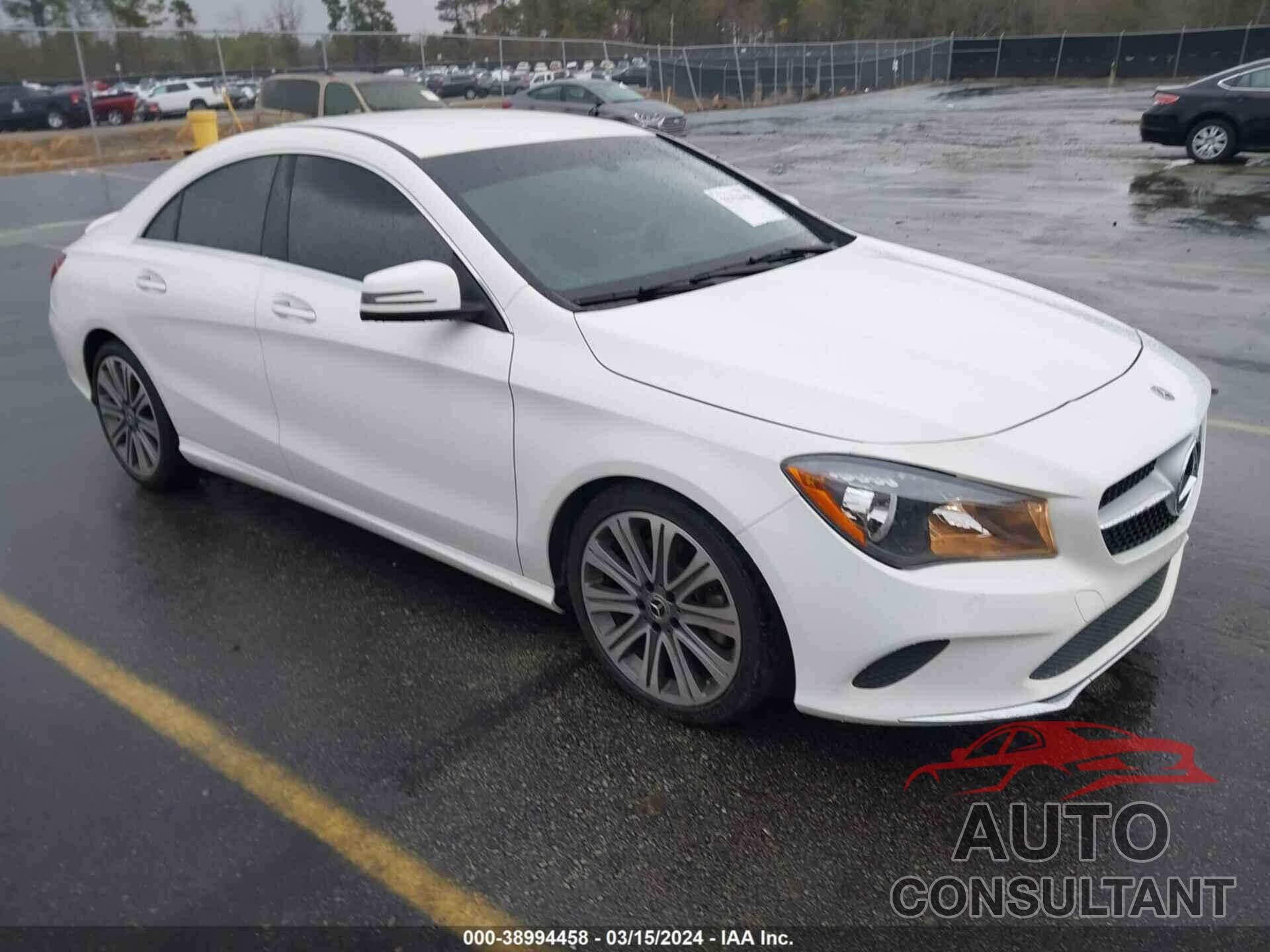 MERCEDES-BENZ CLA 250 2018 - WDDSJ4EB2JN669825