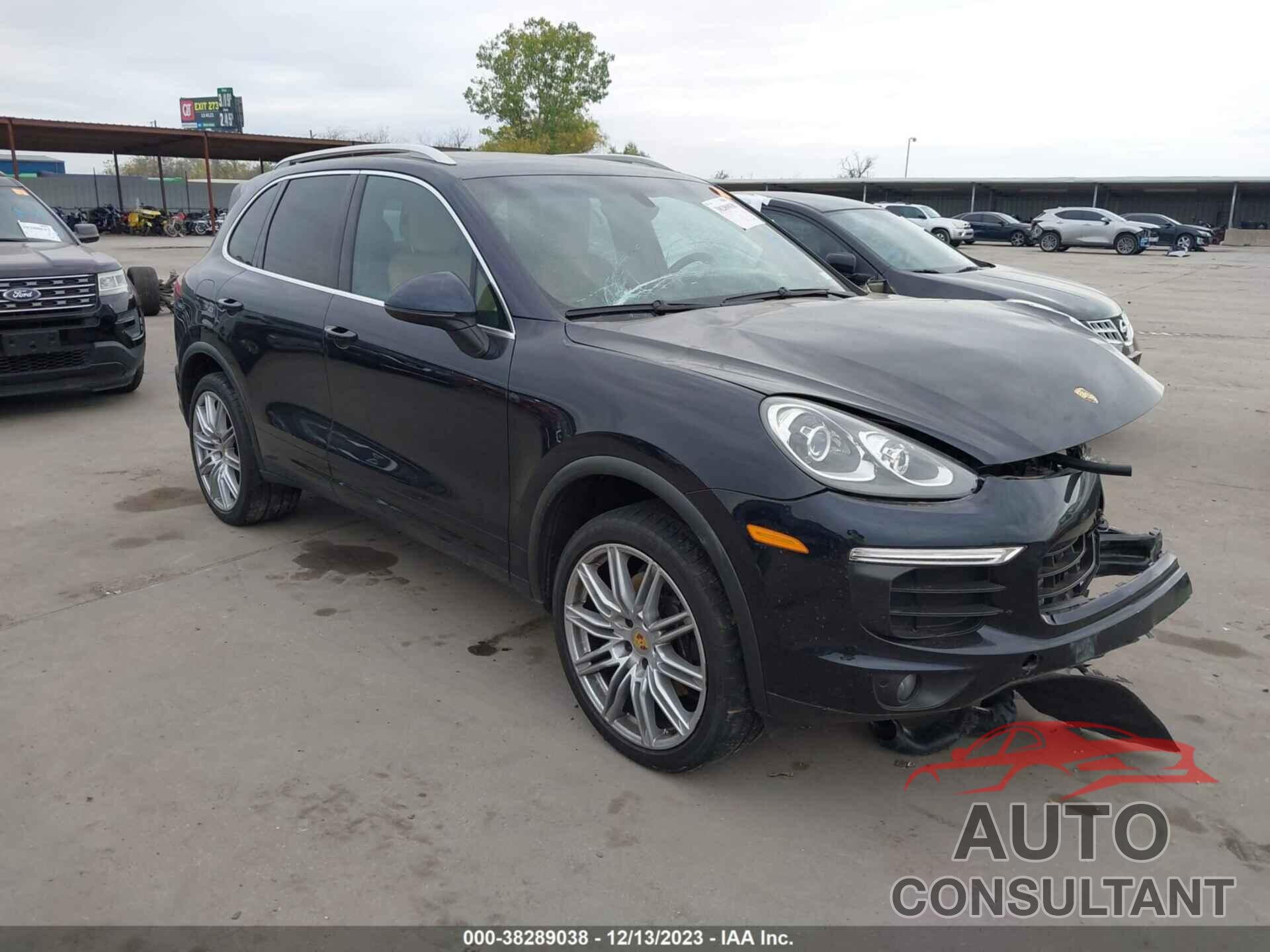 PORSCHE CAYENNE 2018 - WP1AA2A23JKA03878