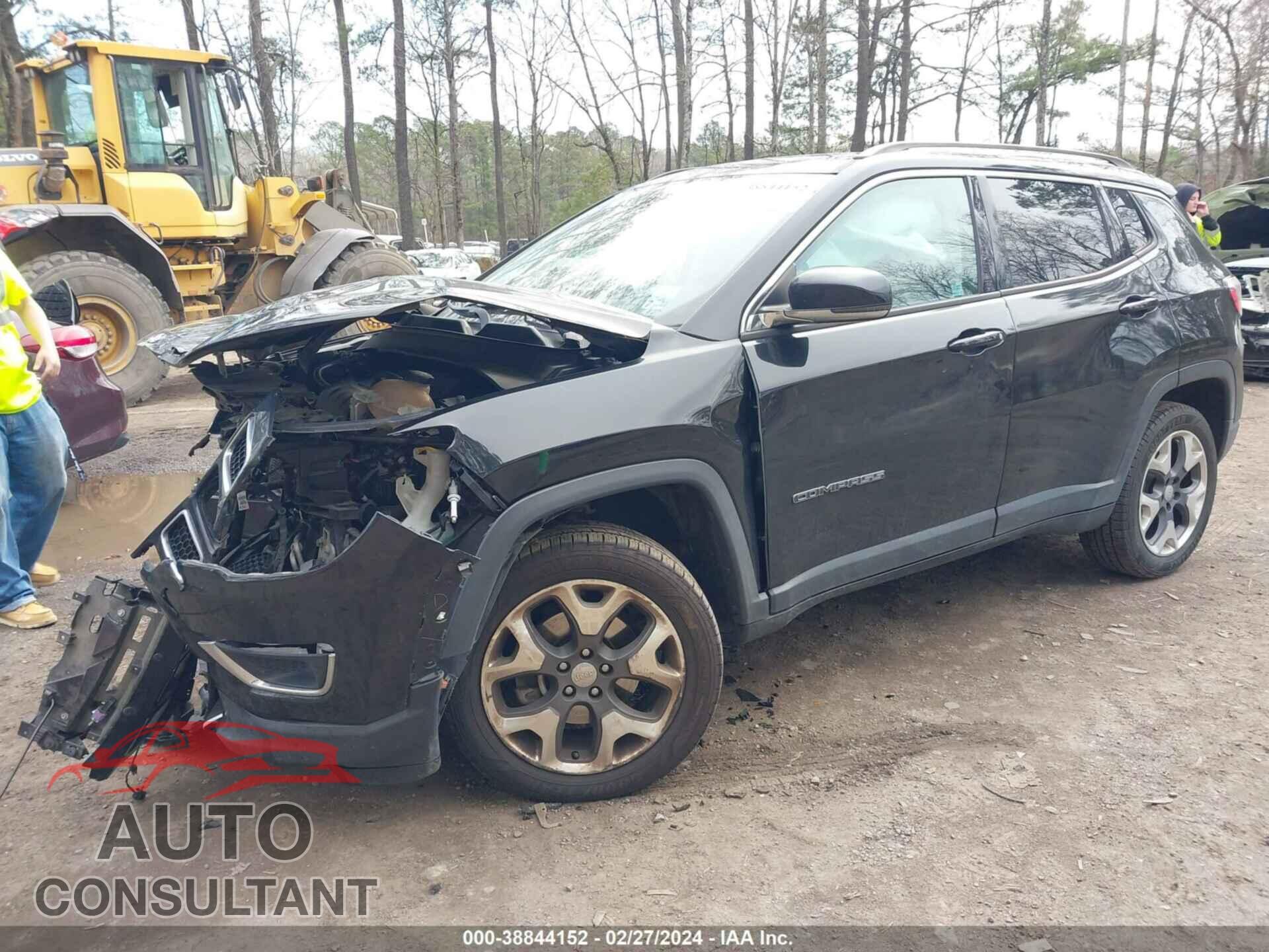 JEEP COMPASS 2018 - 3C4NJDCB8JT116722