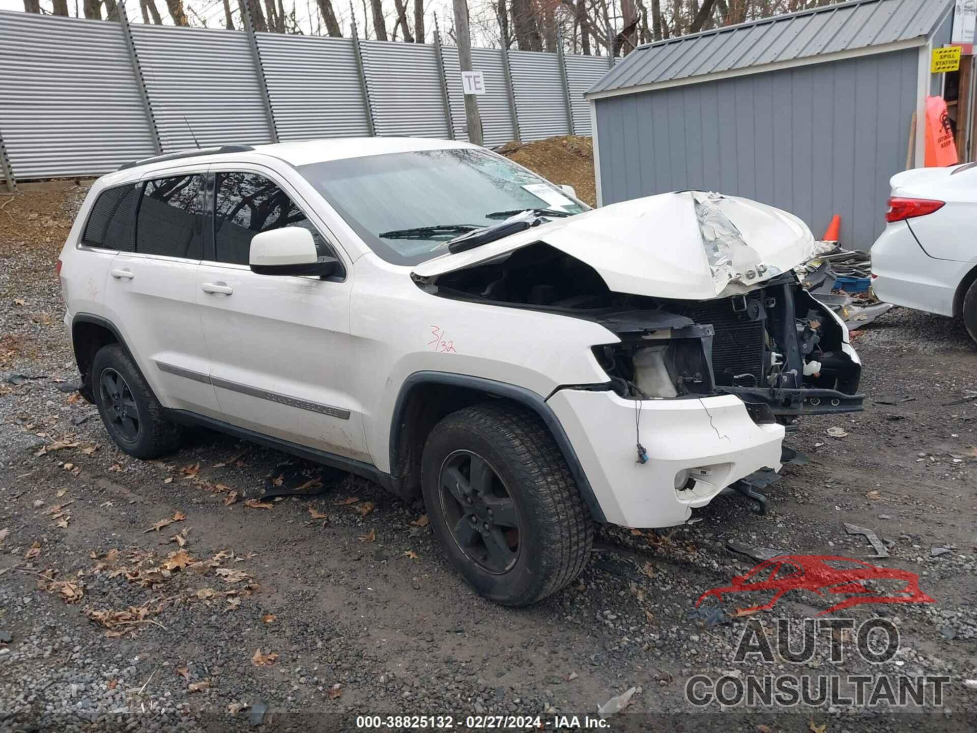 JEEP GRAND CHEROKEE 2011 - 1J4RR4GG0BC529564