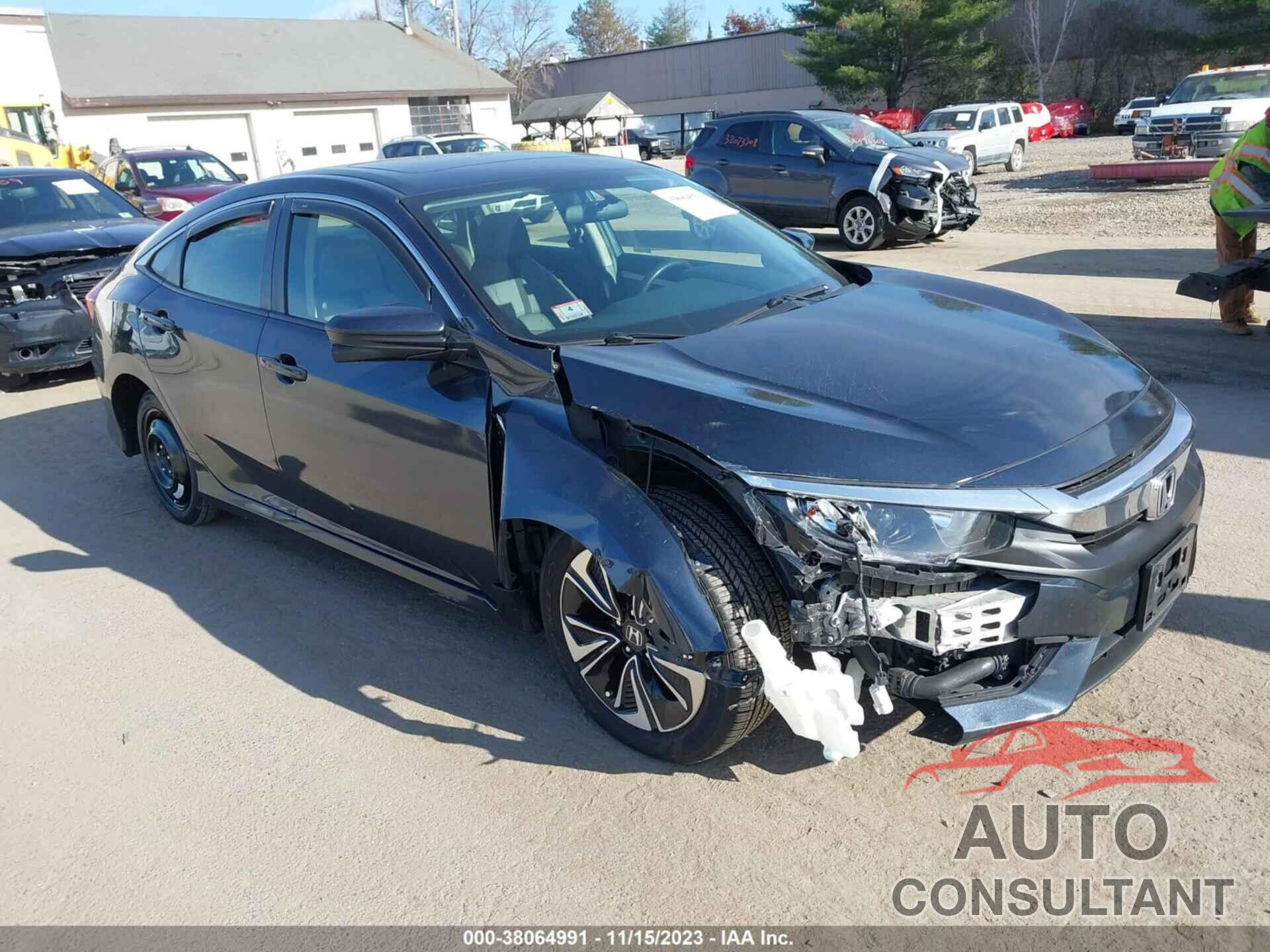 HONDA CIVIC SEDAN 2018 - JHMFC1F37JX043427