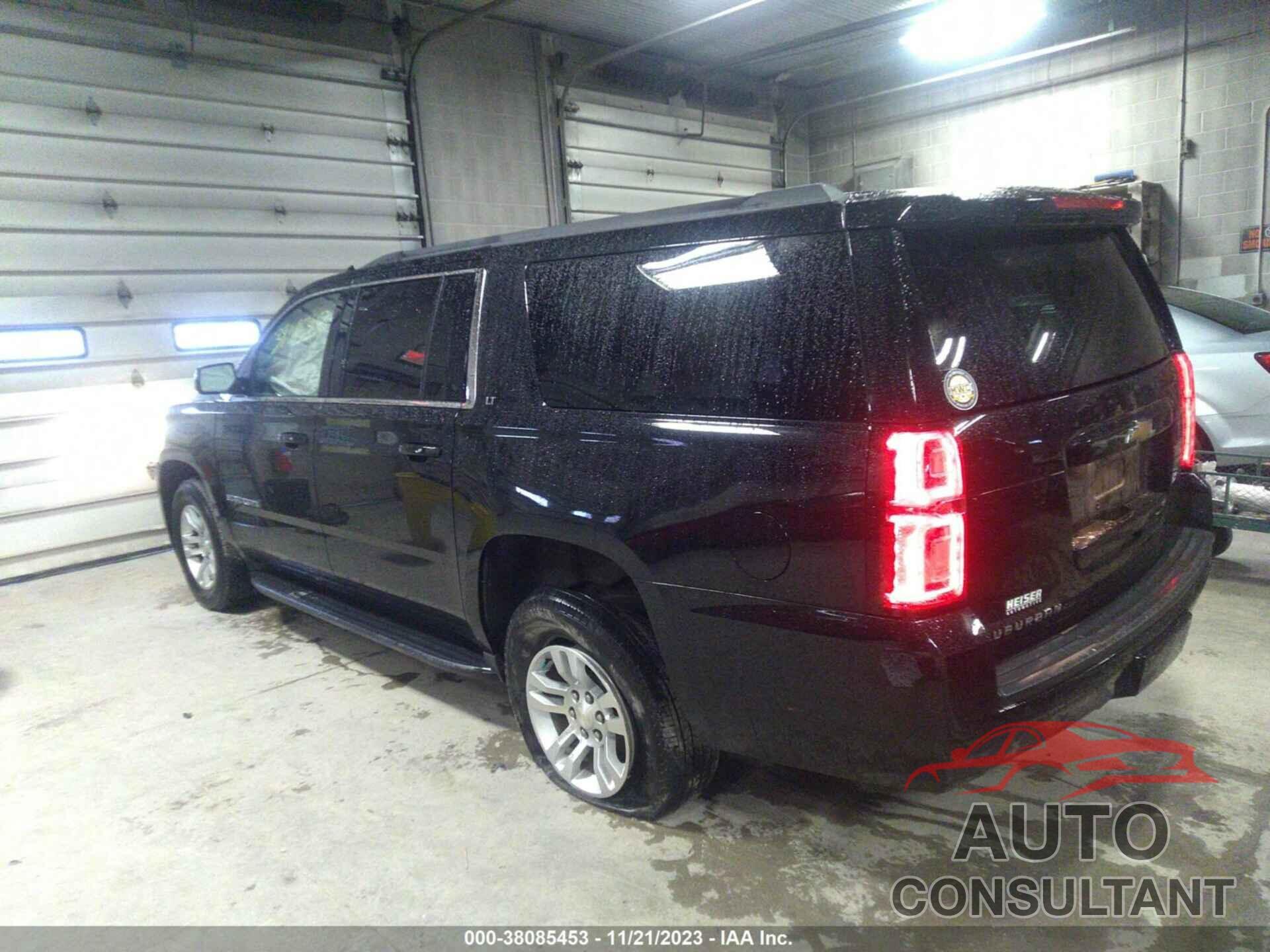 CHEVROLET SUBURBAN 2018 - 1GNSKHKC6JR338127