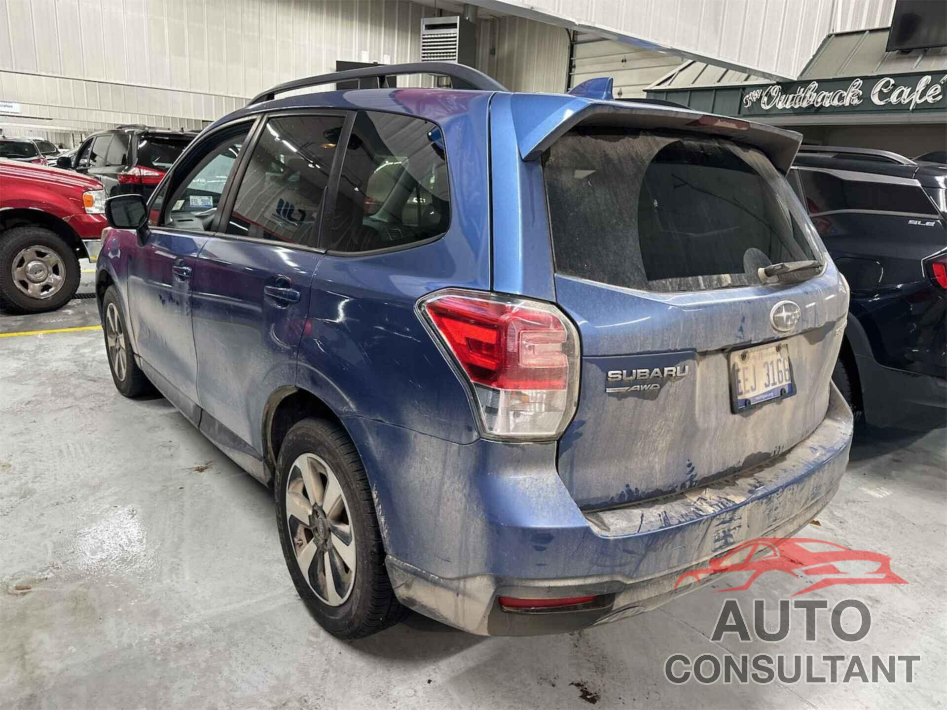 SUBARU FORESTER 2018 - JF2SJAGC7JH465150