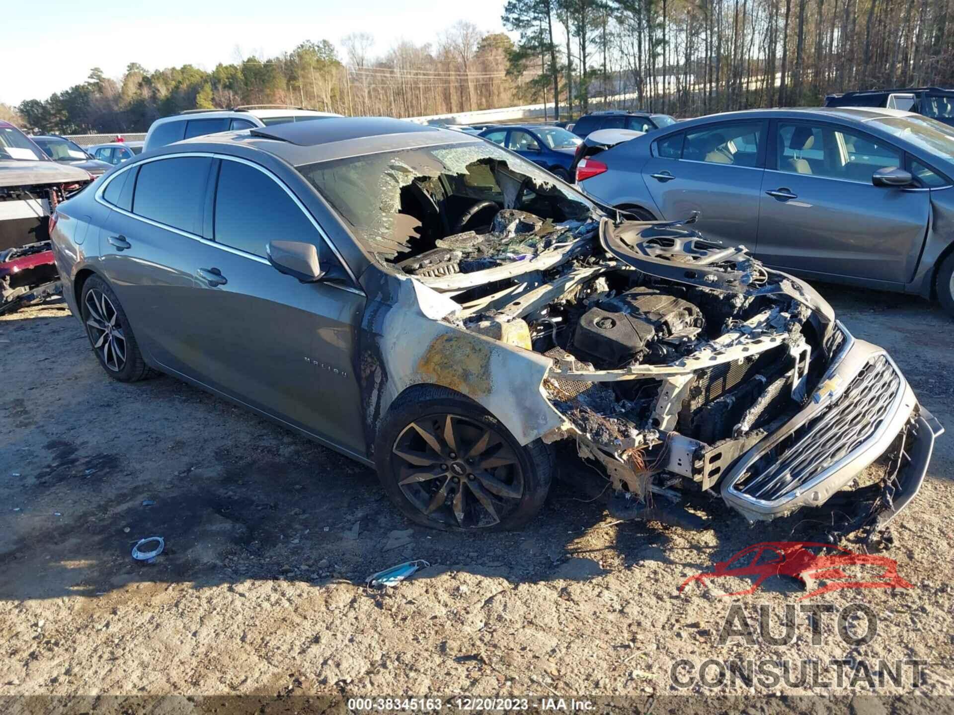 CHEVROLET MALIBU 2017 - 1G1ZE5ST4HF267737