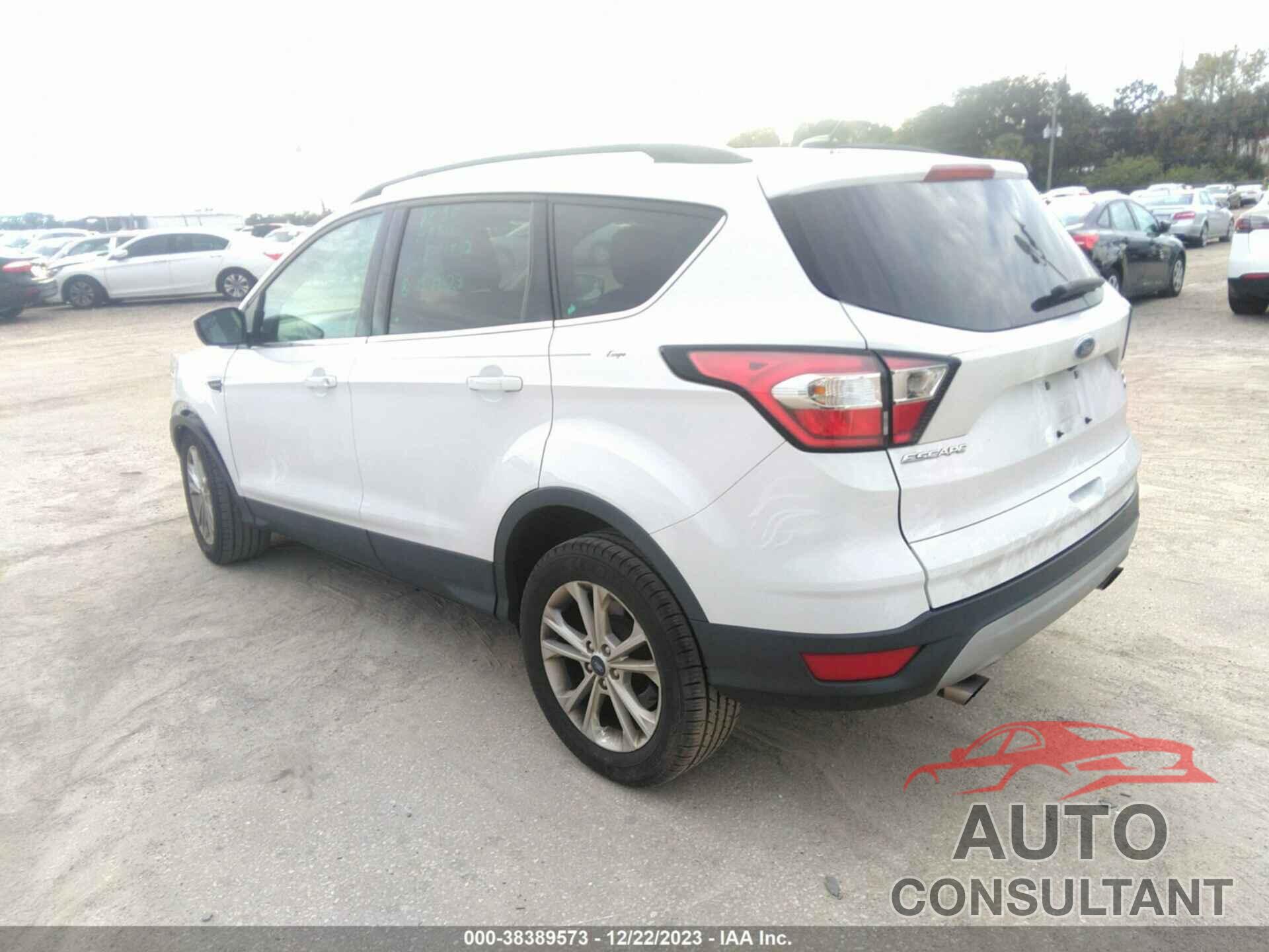 FORD ESCAPE 2018 - 1FMCU0GD3JUC87592