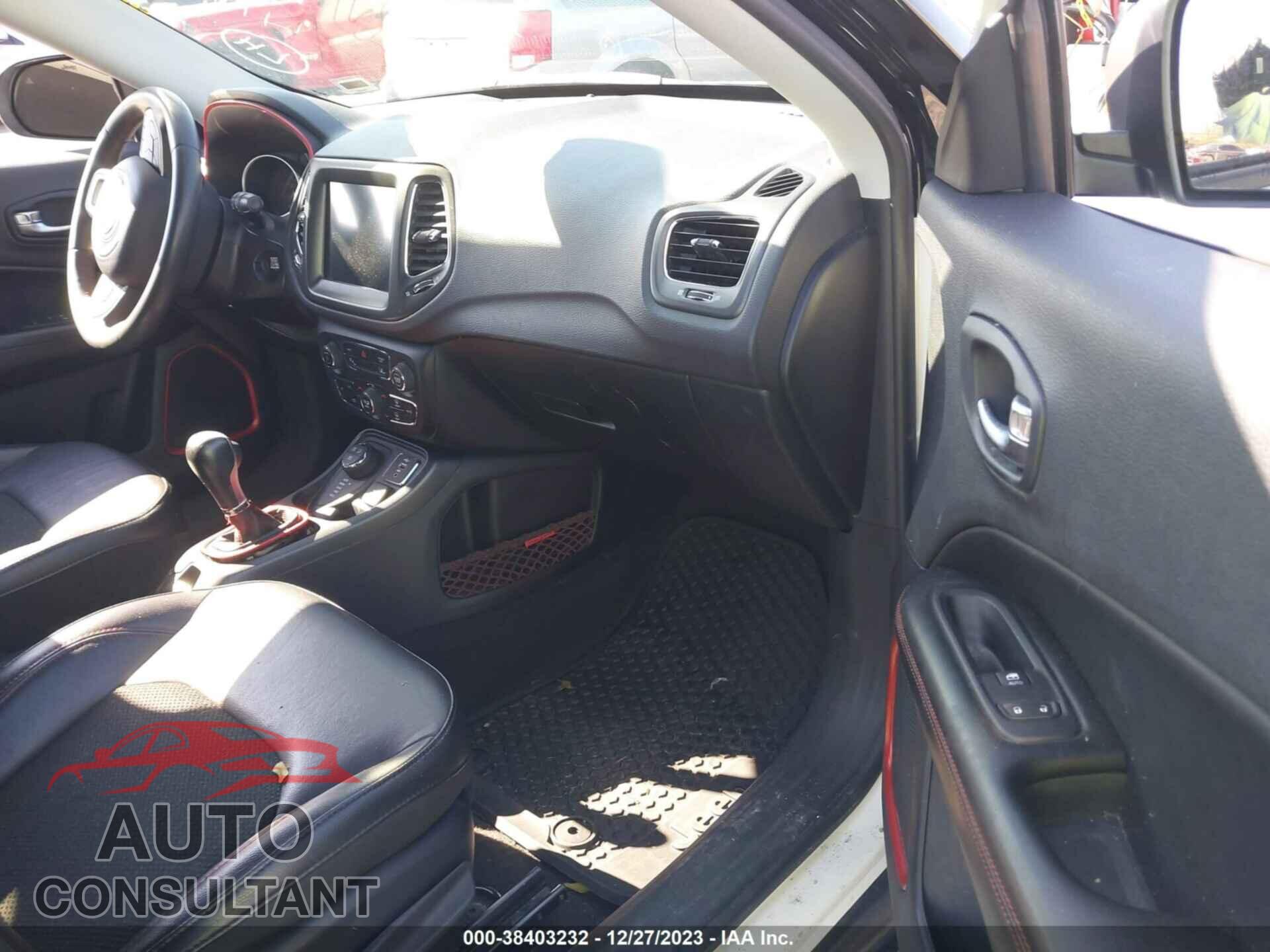 JEEP COMPASS 2021 - 3C4NJDDB7MT512143
