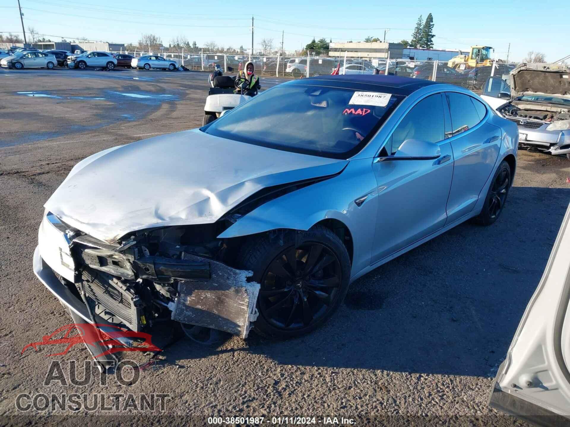 TESLA MODEL S 2016 - 5YJSA1E29GF152876
