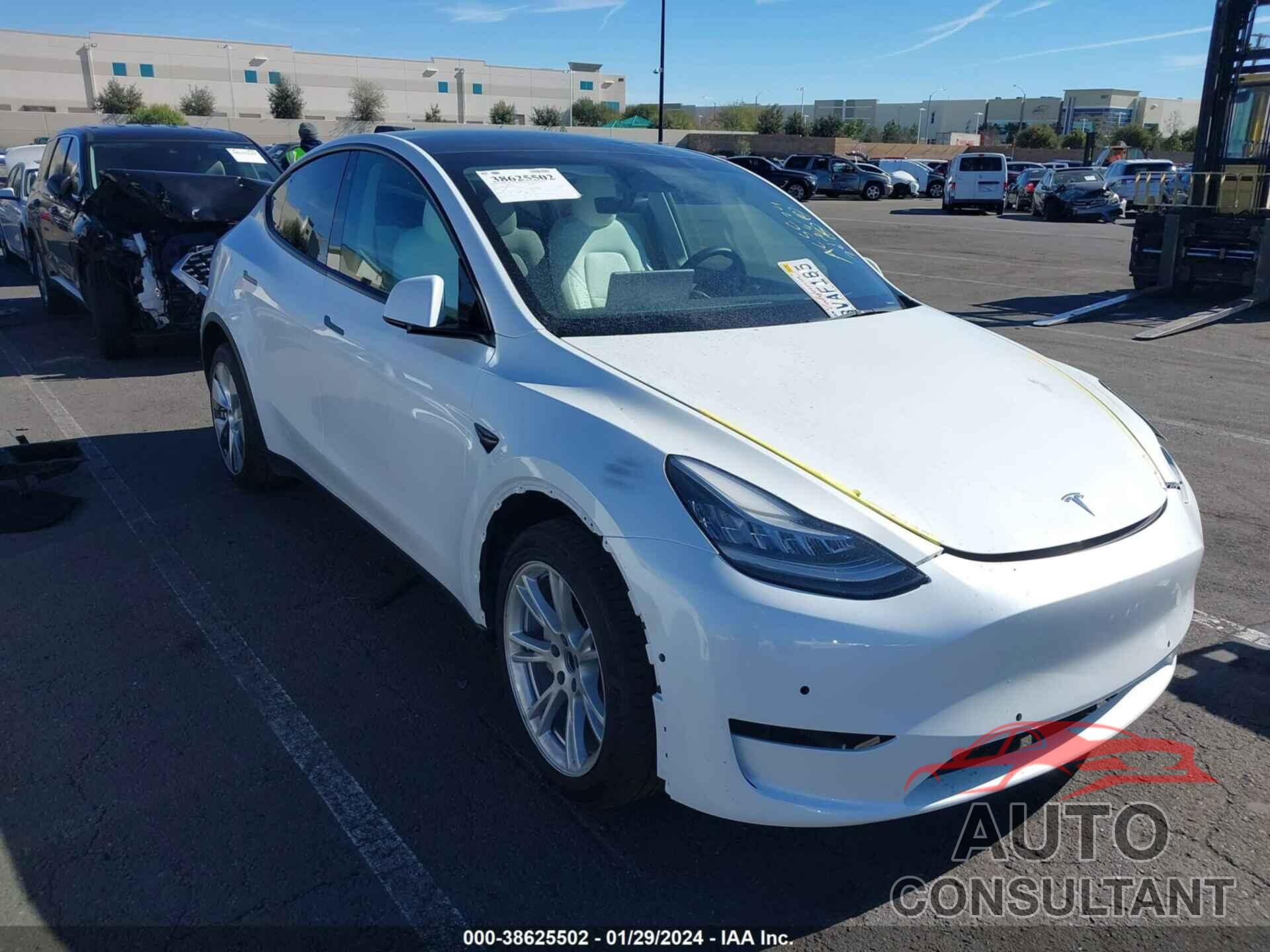 TESLA MODEL Y 2021 - 5YJYGDEE7MF096470