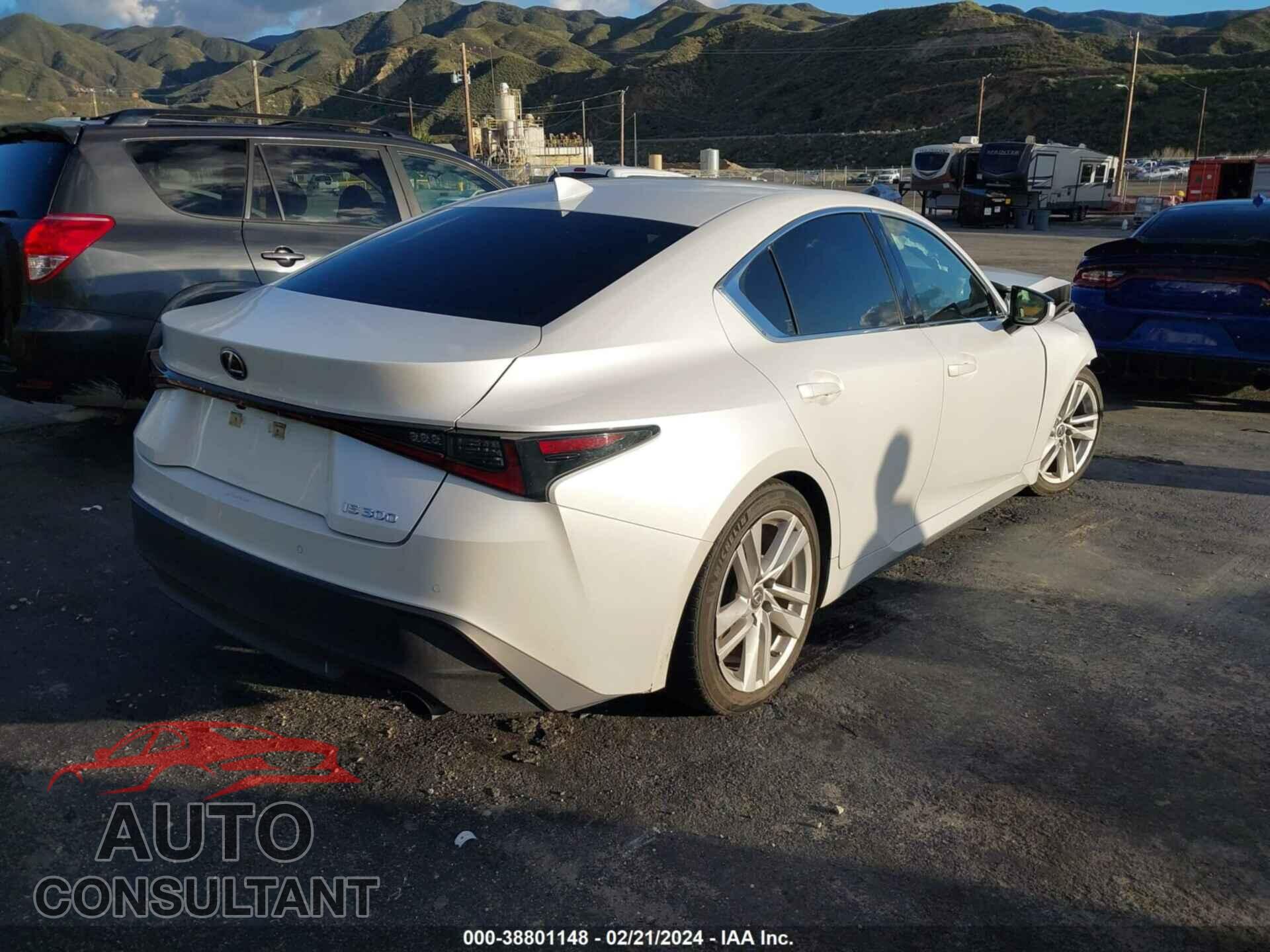 LEXUS IS 300 2021 - JTHCA1D25M5116782