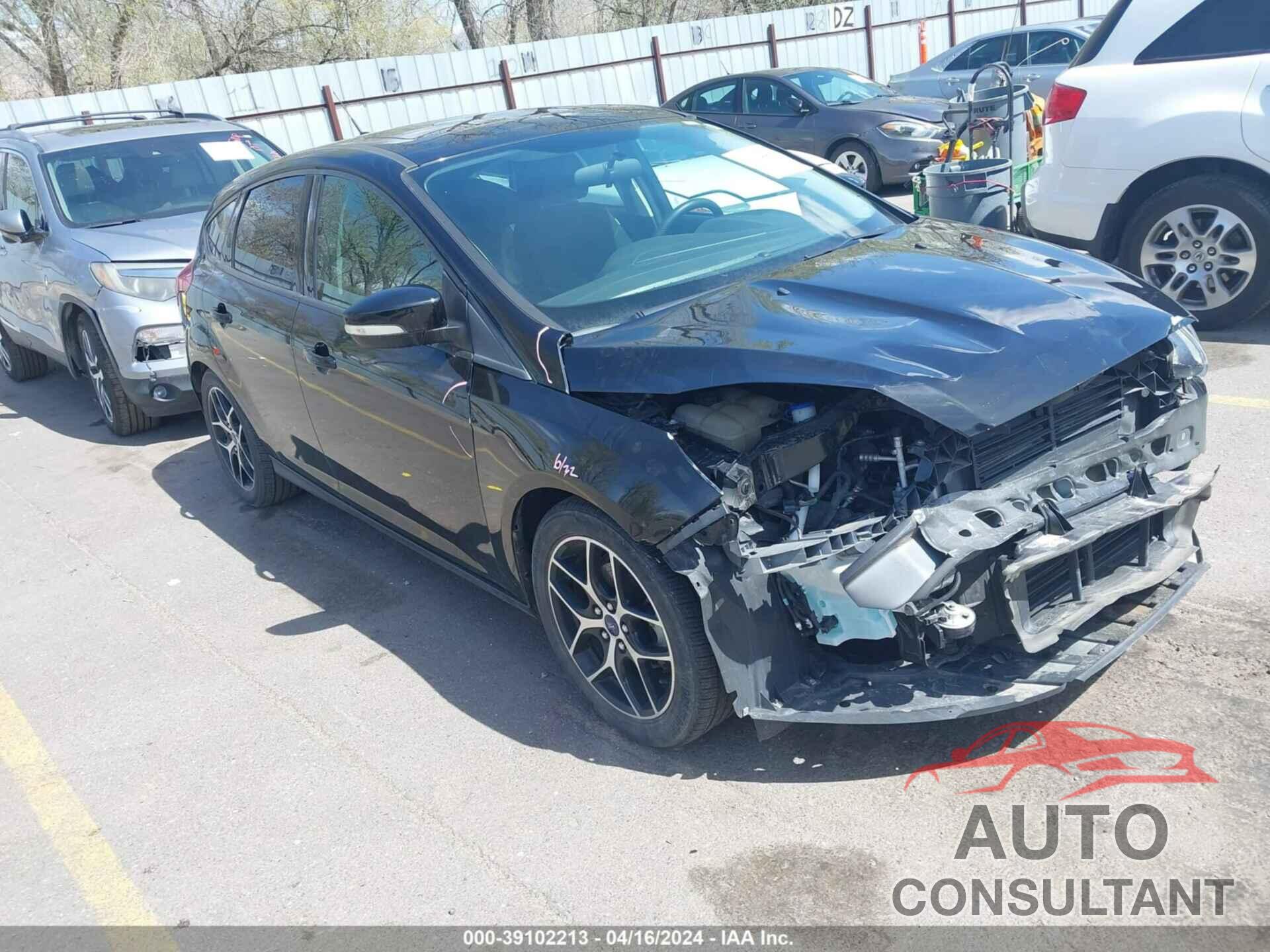 FORD FOCUS 2017 - 1FADP3M26HL343695