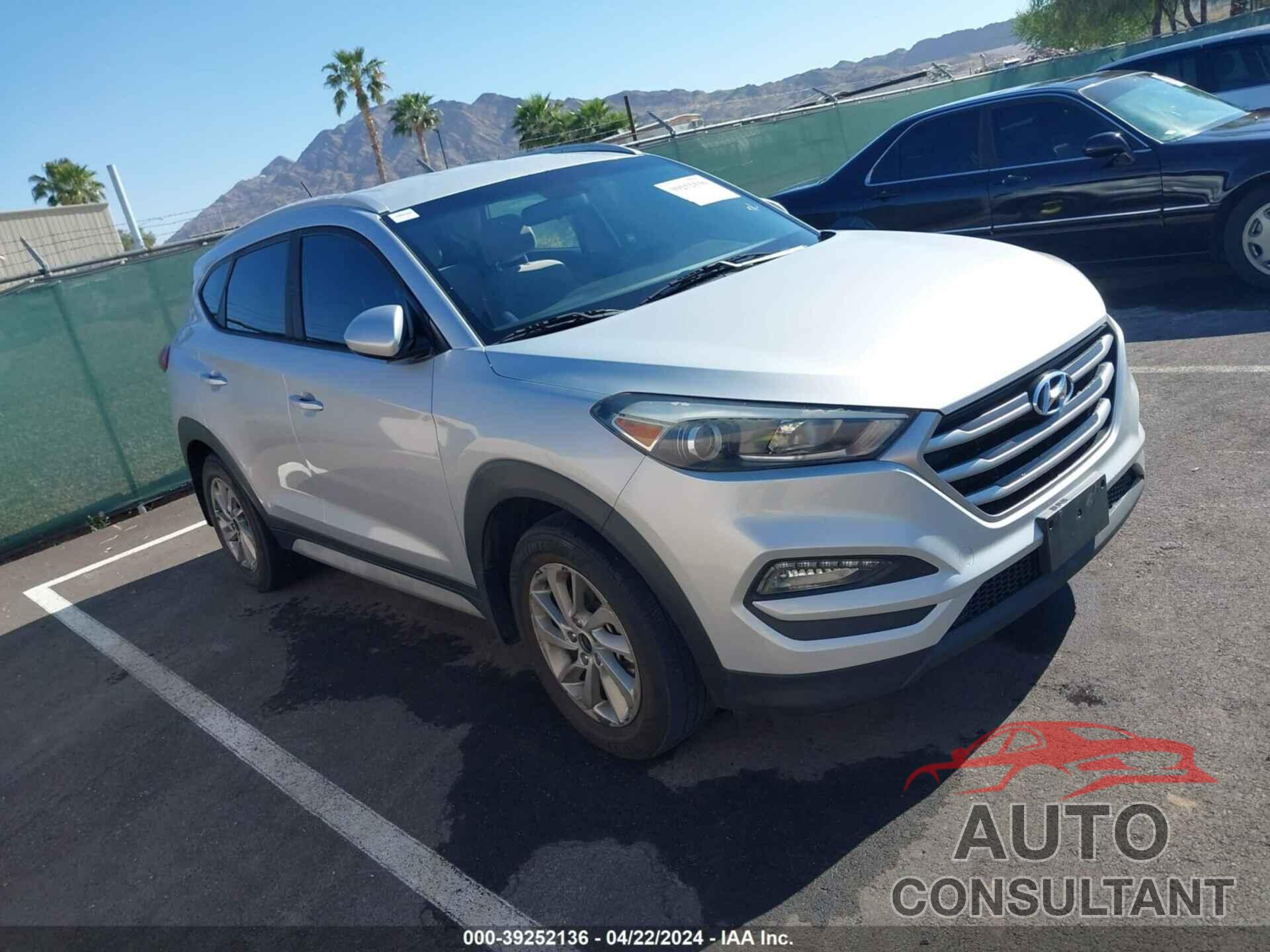 HYUNDAI TUCSON 2017 - KM8J33A45HU520256