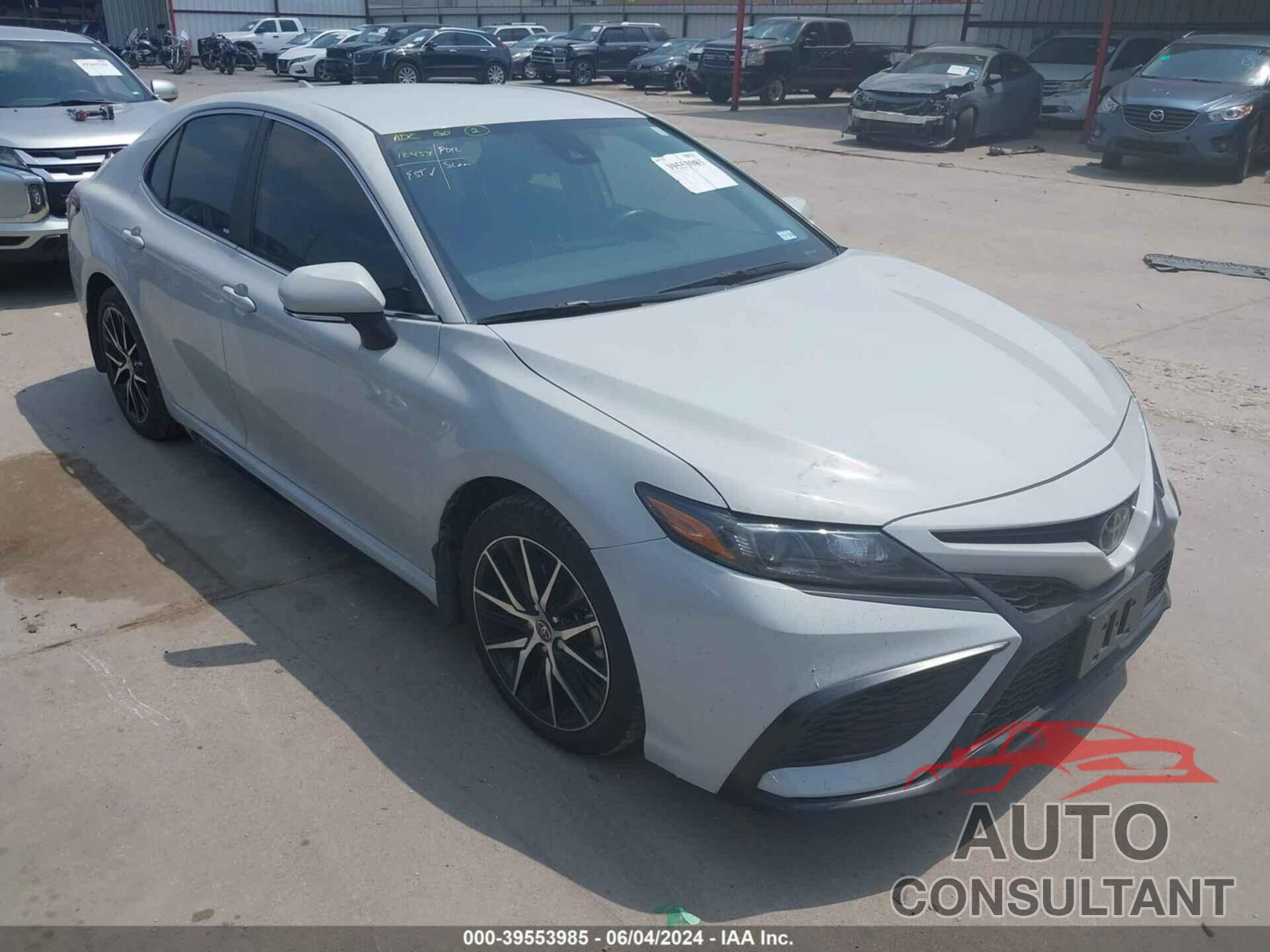 TOYOTA CAMRY 2023 - 4T1G11AK5PU121350