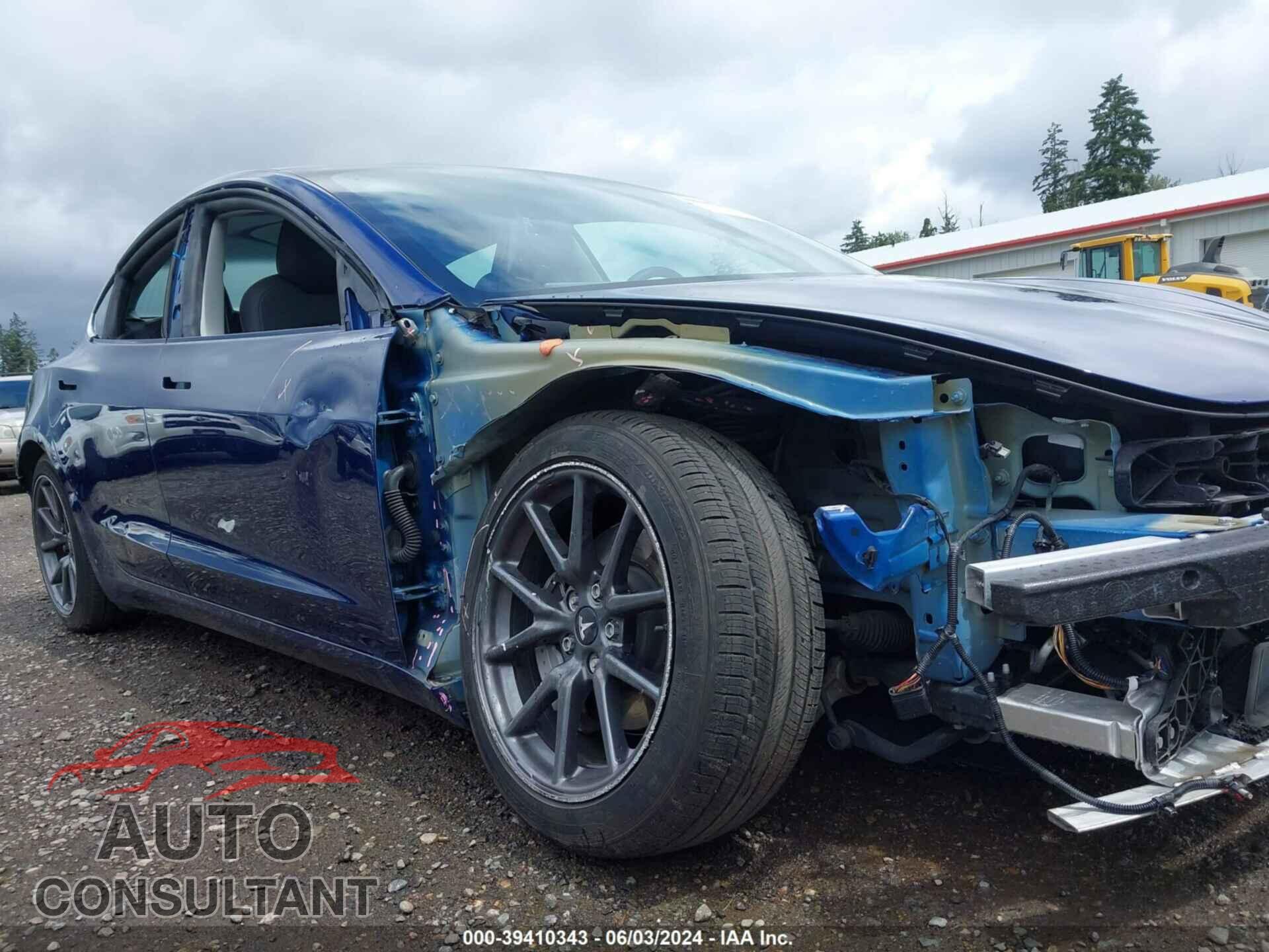 TESLA MODEL 3 2020 - 5YJ3E1EB7LF636192