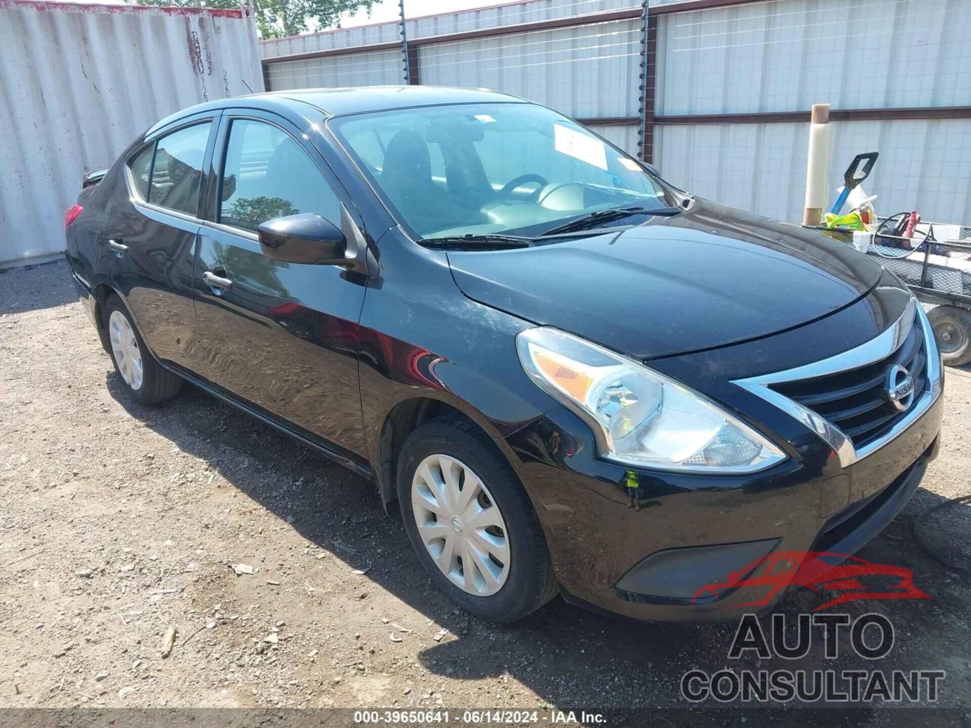 NISSAN VERSA 2017 - 3N1CN7APXHL823152