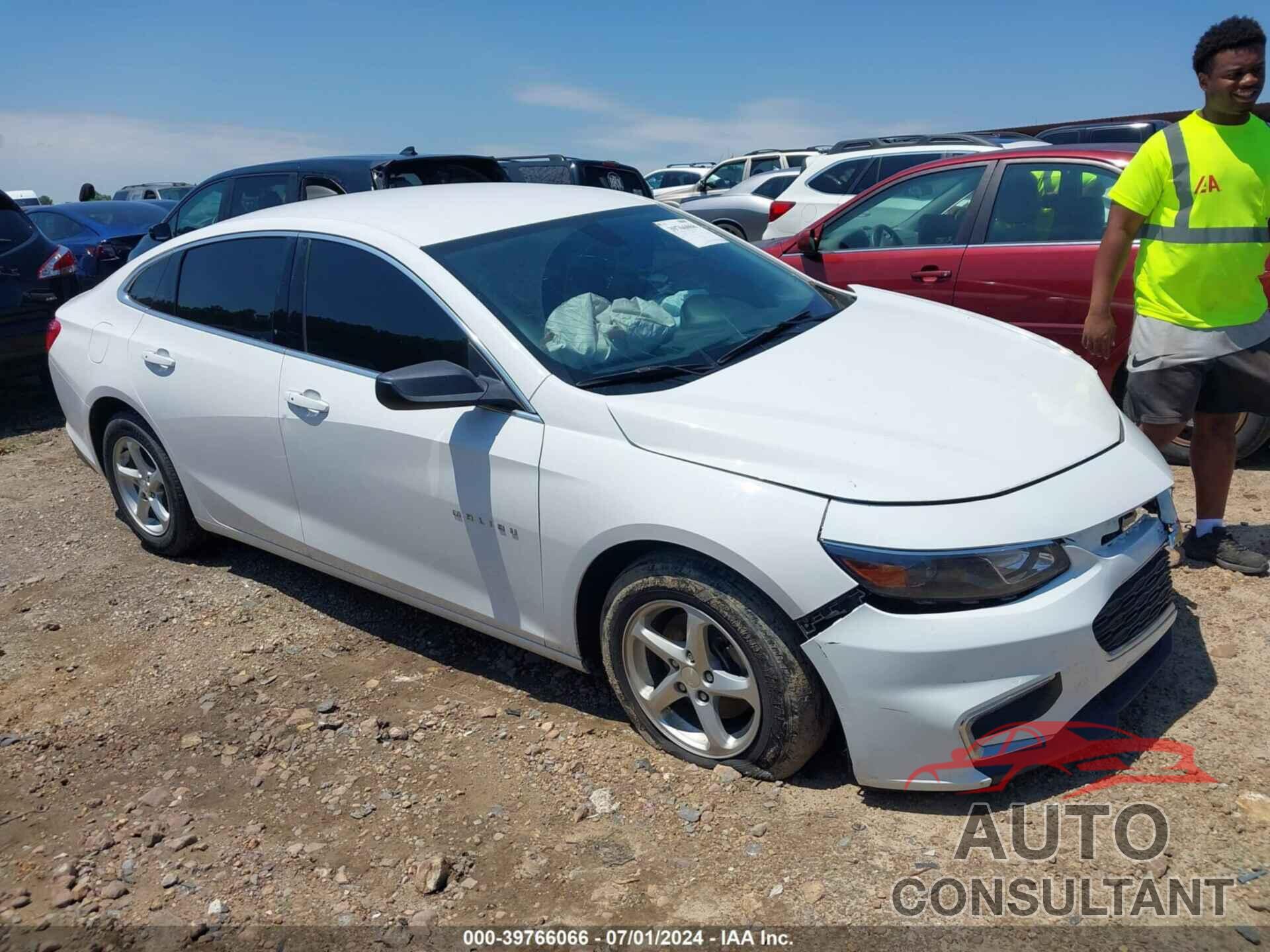 CHEVROLET MALIBU 2018 - 1G1ZB5ST5JF269771