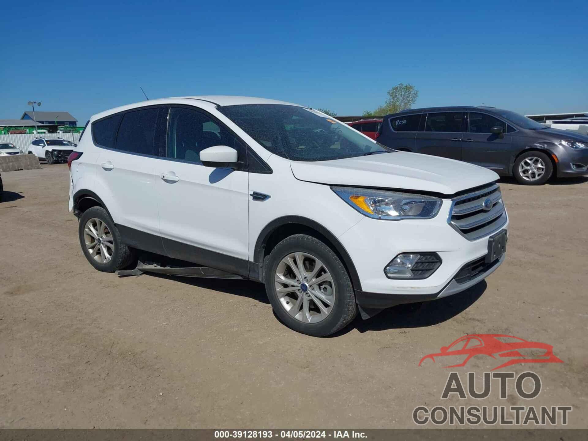 FORD ESCAPE 2019 - 1FMCU9G95KUB14870