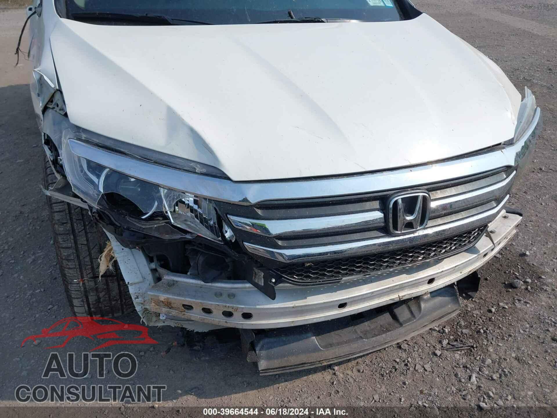 HONDA PILOT 2018 - 5FNYF6H38JB068388