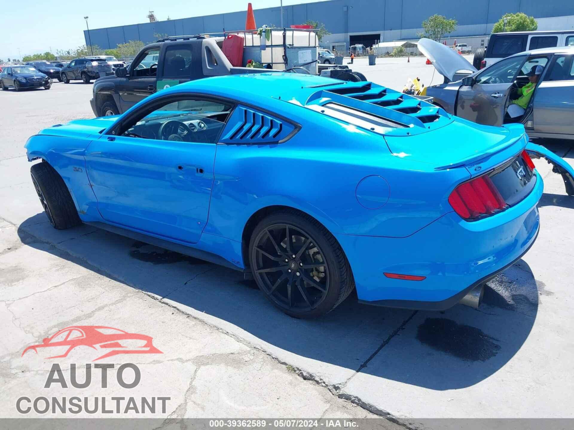 FORD MUSTANG 2017 - 1FA6P8CF2H5330912