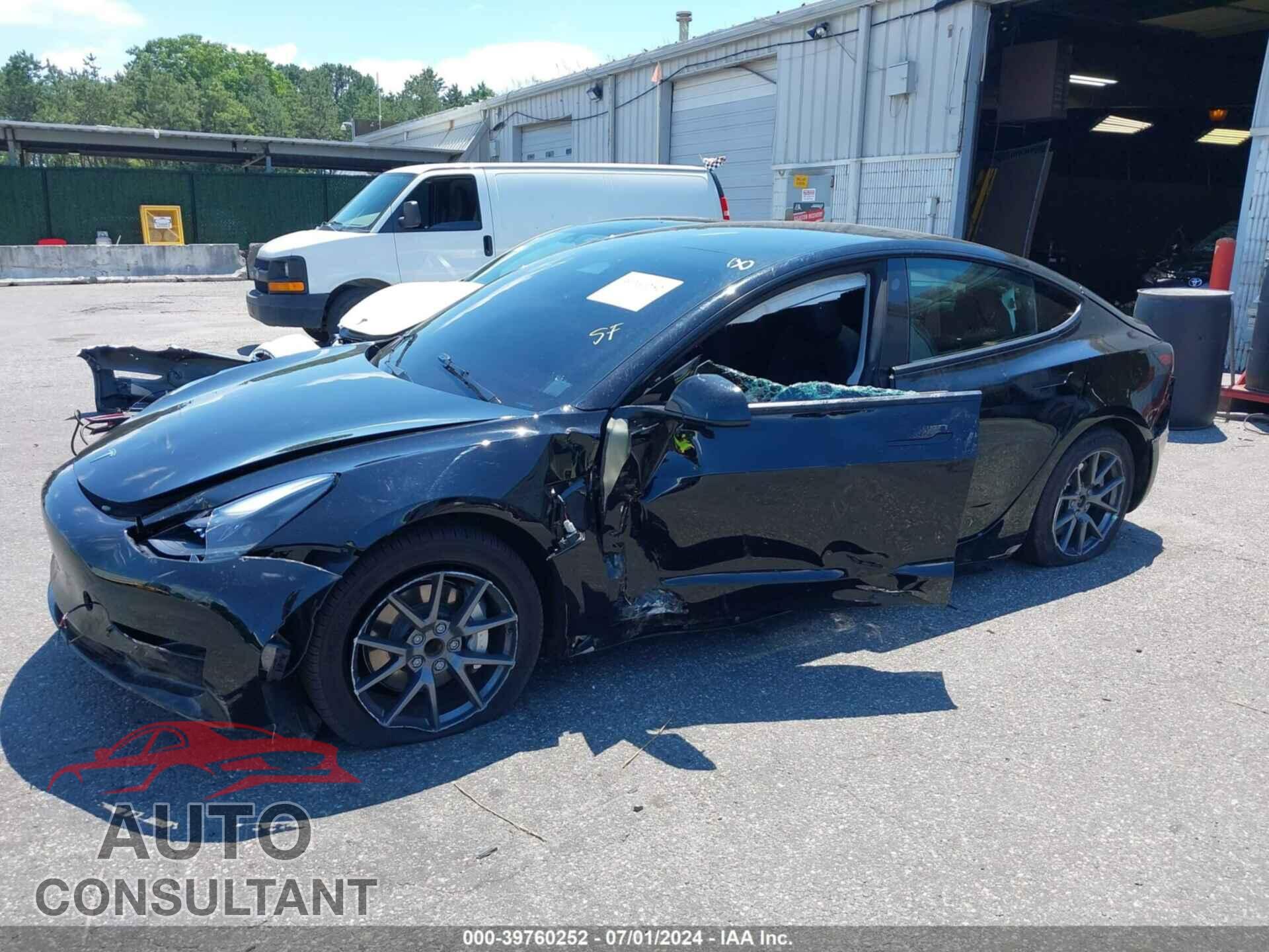 TESLA MODEL 3 2023 - 5YJ3E1EA5PF488489