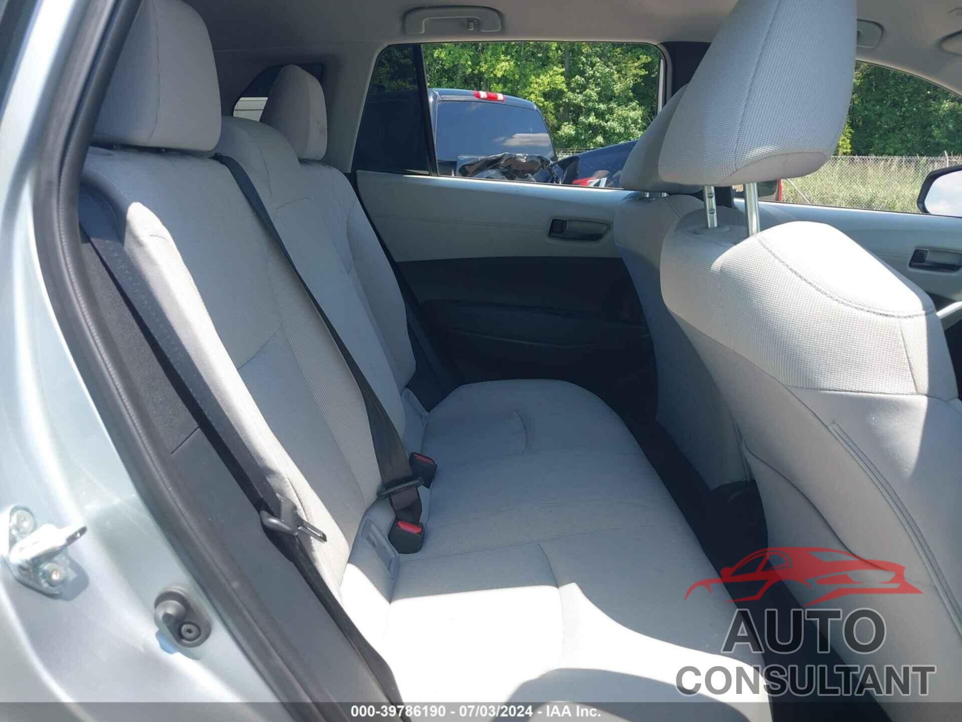 TOYOTA COROLLA CROSS 2023 - 7MUAAAAG2PV045229