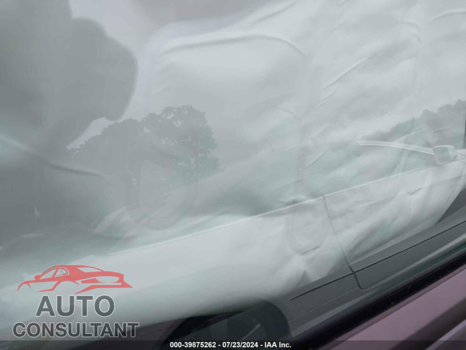 TESLA MODEL 3 2024 - 5YJ3E1EA8RF735099