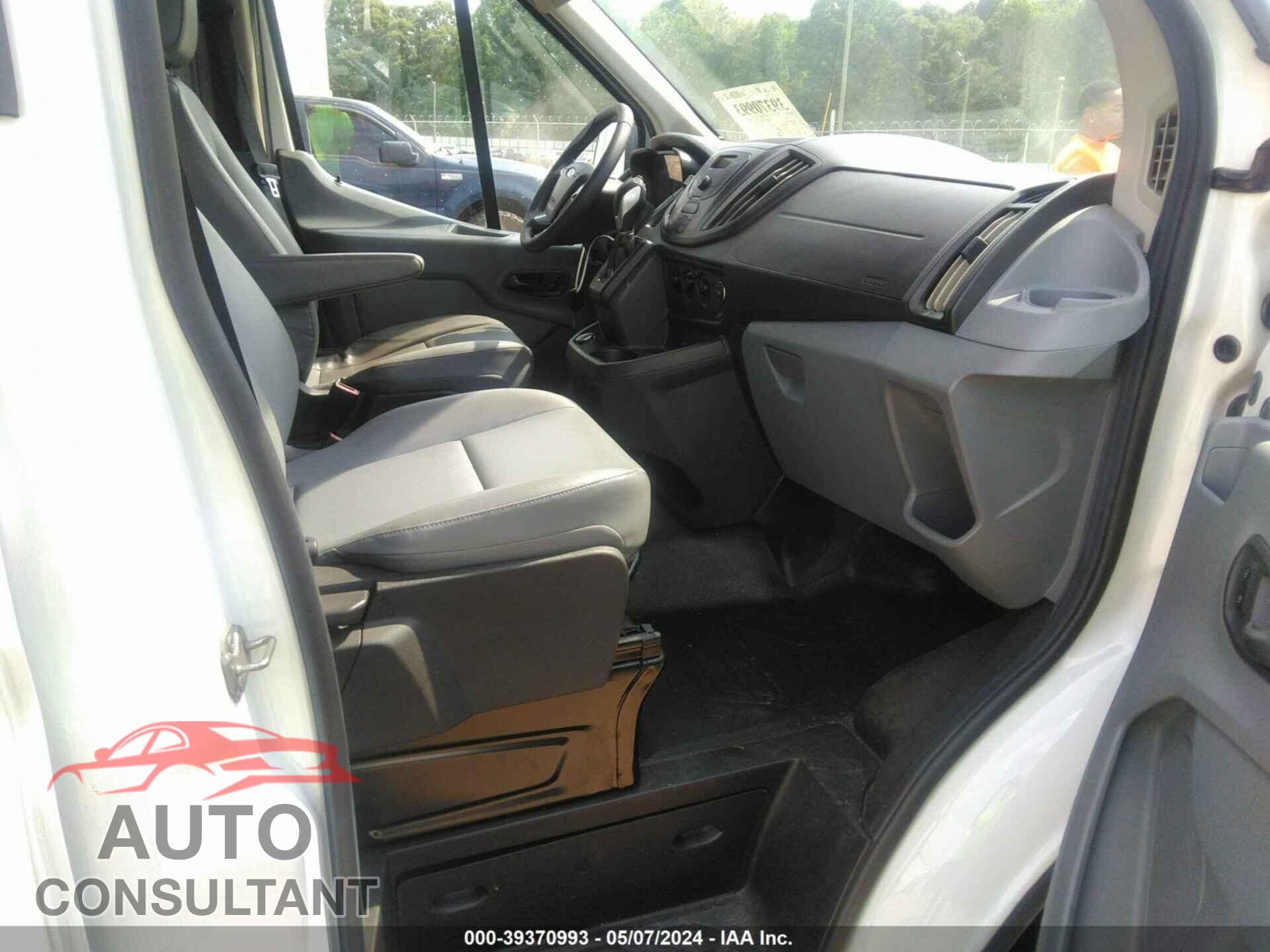 FORD TRANSIT-250 2017 - 1FTYR2CM0HKA00793