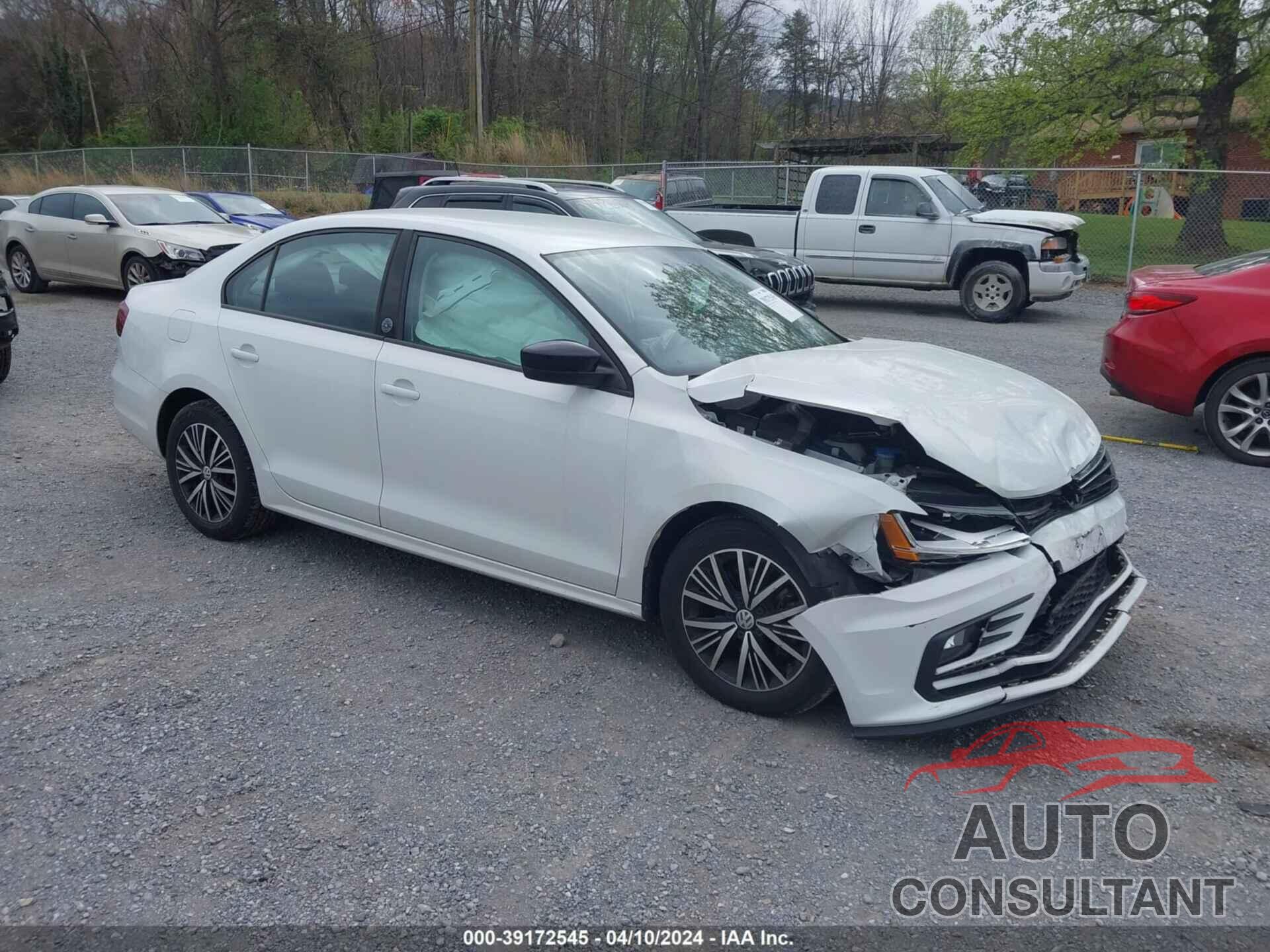 VOLKSWAGEN JETTA 2018 - 3VWB67AJ1JM203515