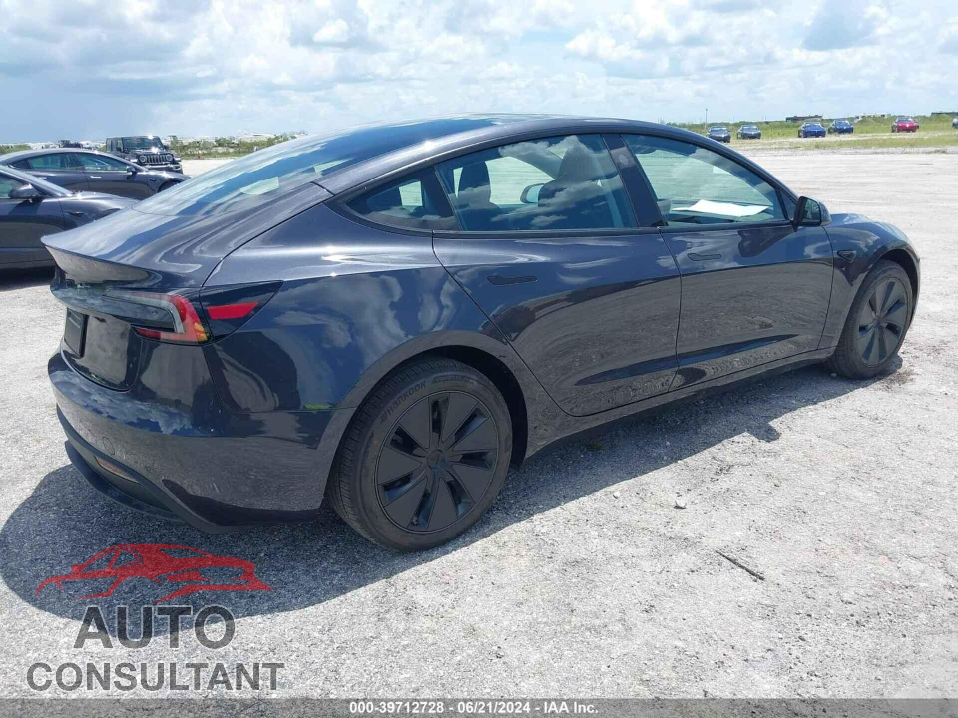 TESLA MODEL 3 2024 - 5YJ3E1EA7RF768806