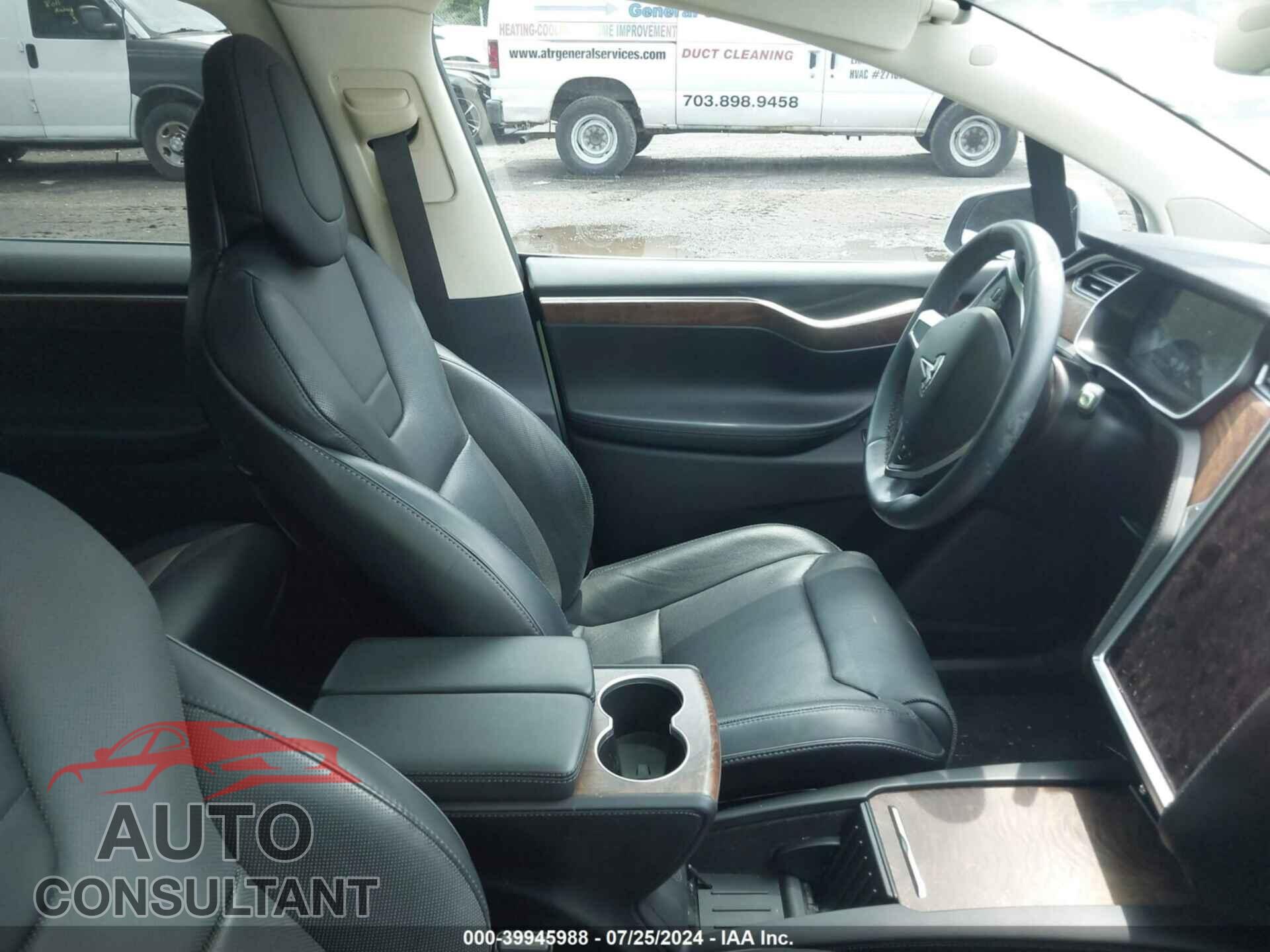 TESLA MODEL X 2016 - 5YJXCAE25GF022898