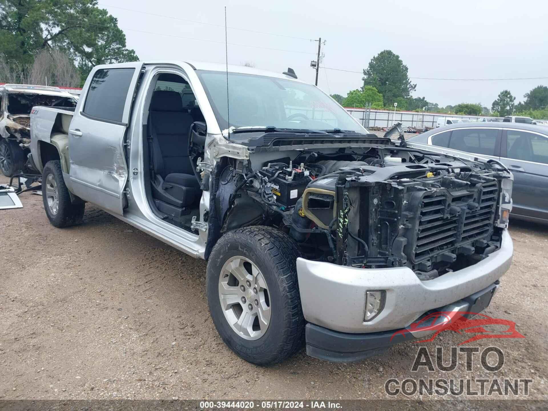 CHEVROLET SILVERADO 1500 2018 - 3GCUKREC1JG464804