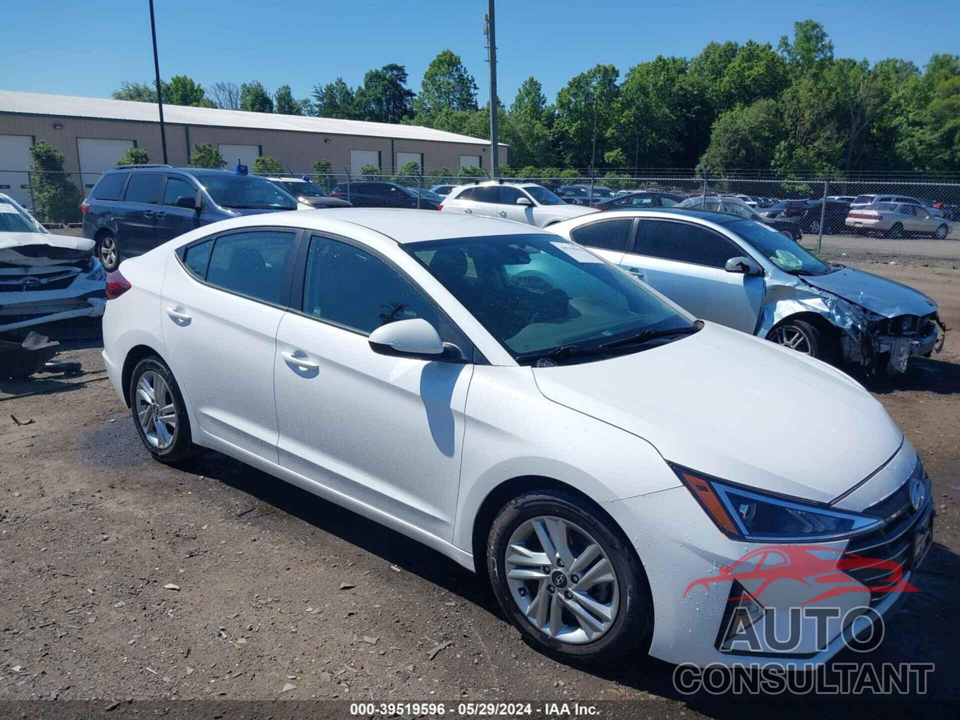 HYUNDAI ELANTRA 2020 - 5NPD84LF7LH625178