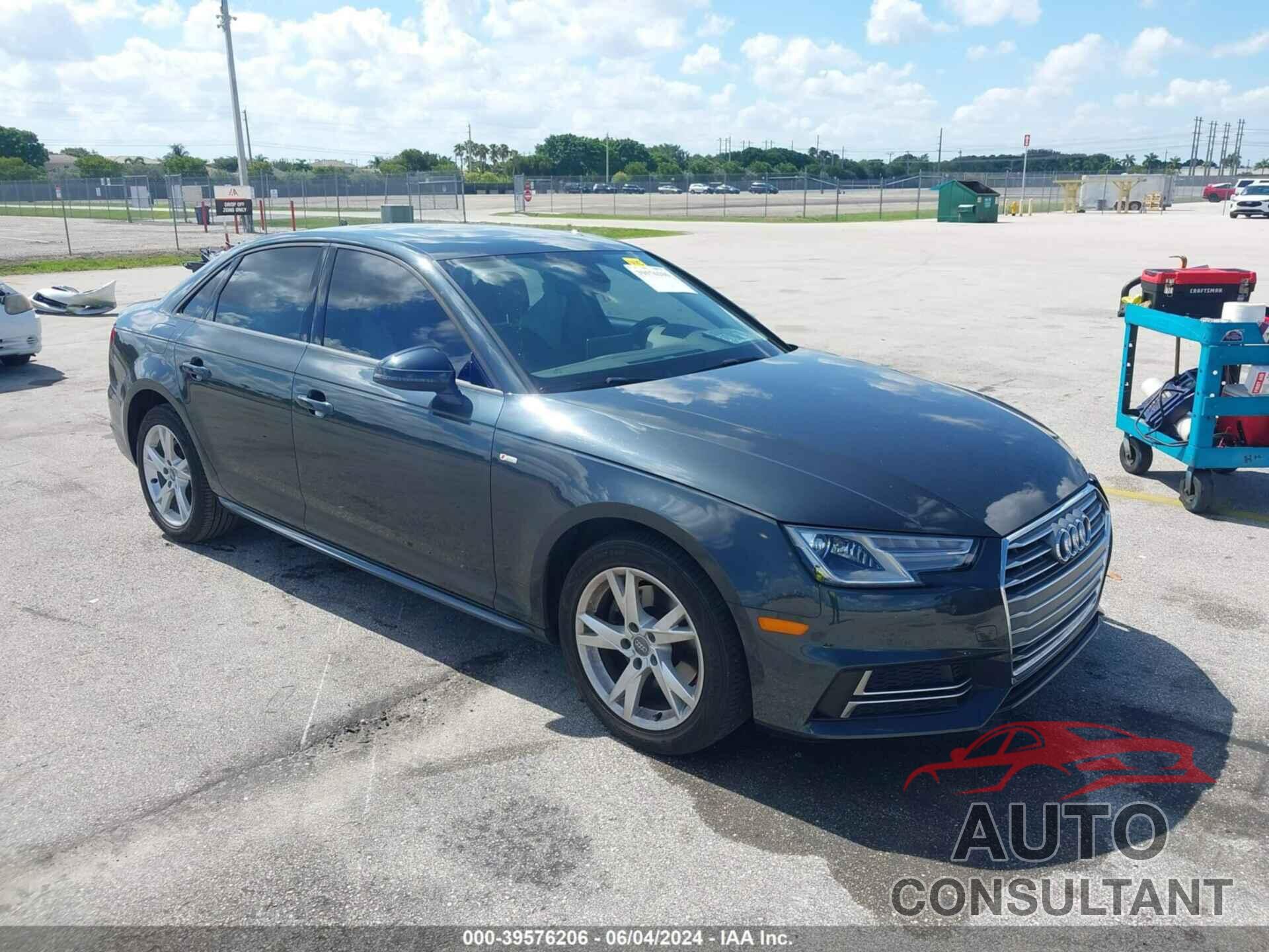 AUDI A4 2018 - WAUKMAF41JA233763